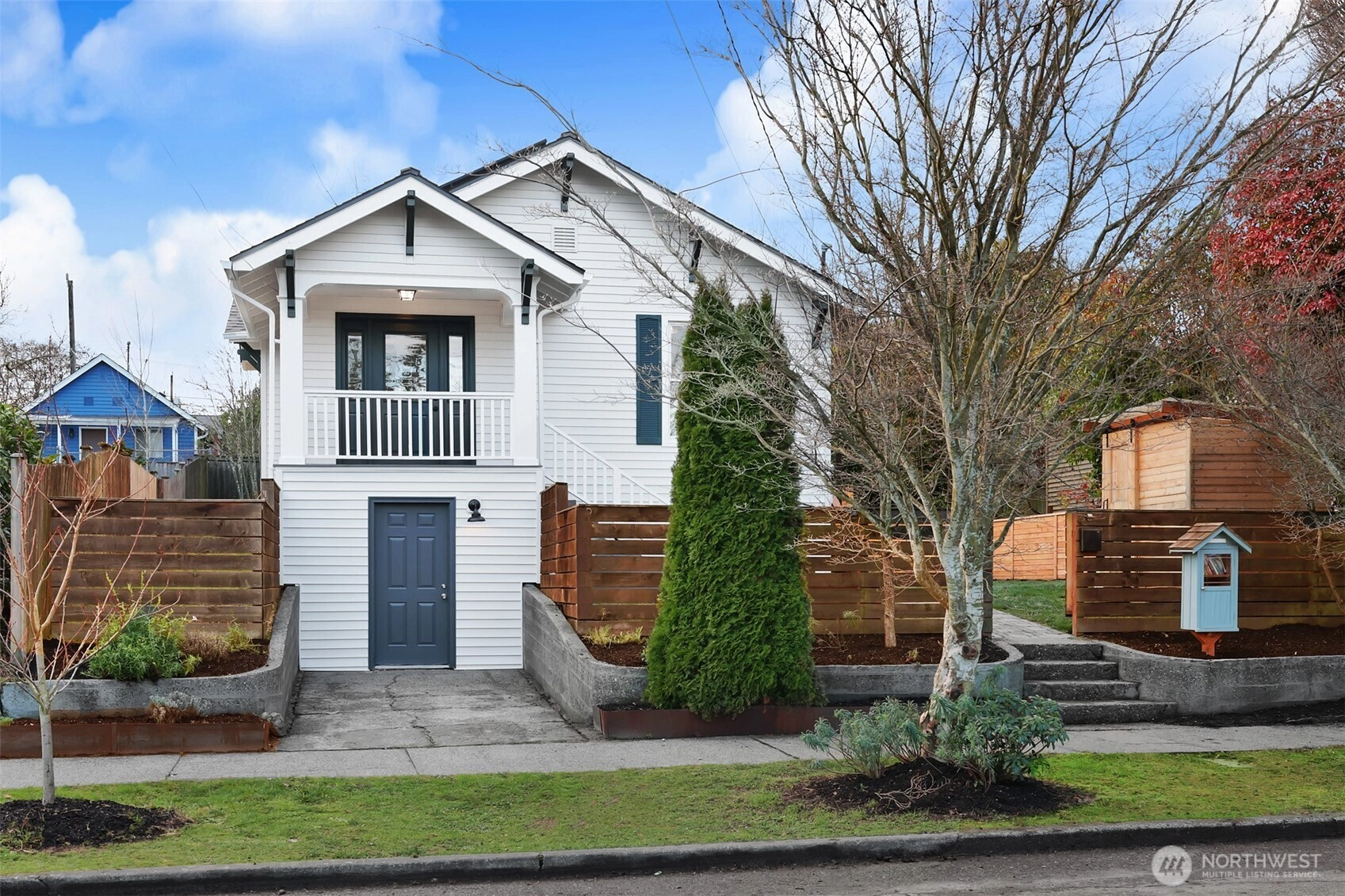 8333 Dibble Ave NW Seattle WA 98117