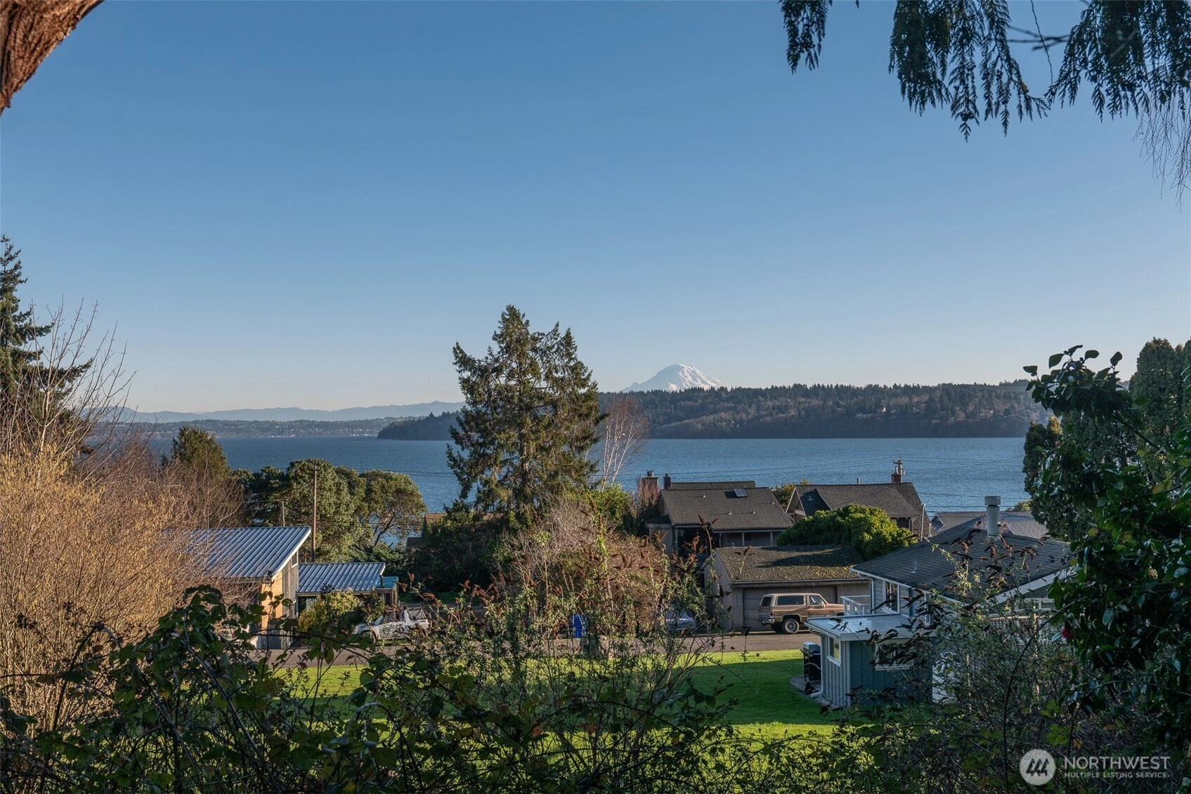 20410 81st Ave SW Unit  Vashon WA 98070