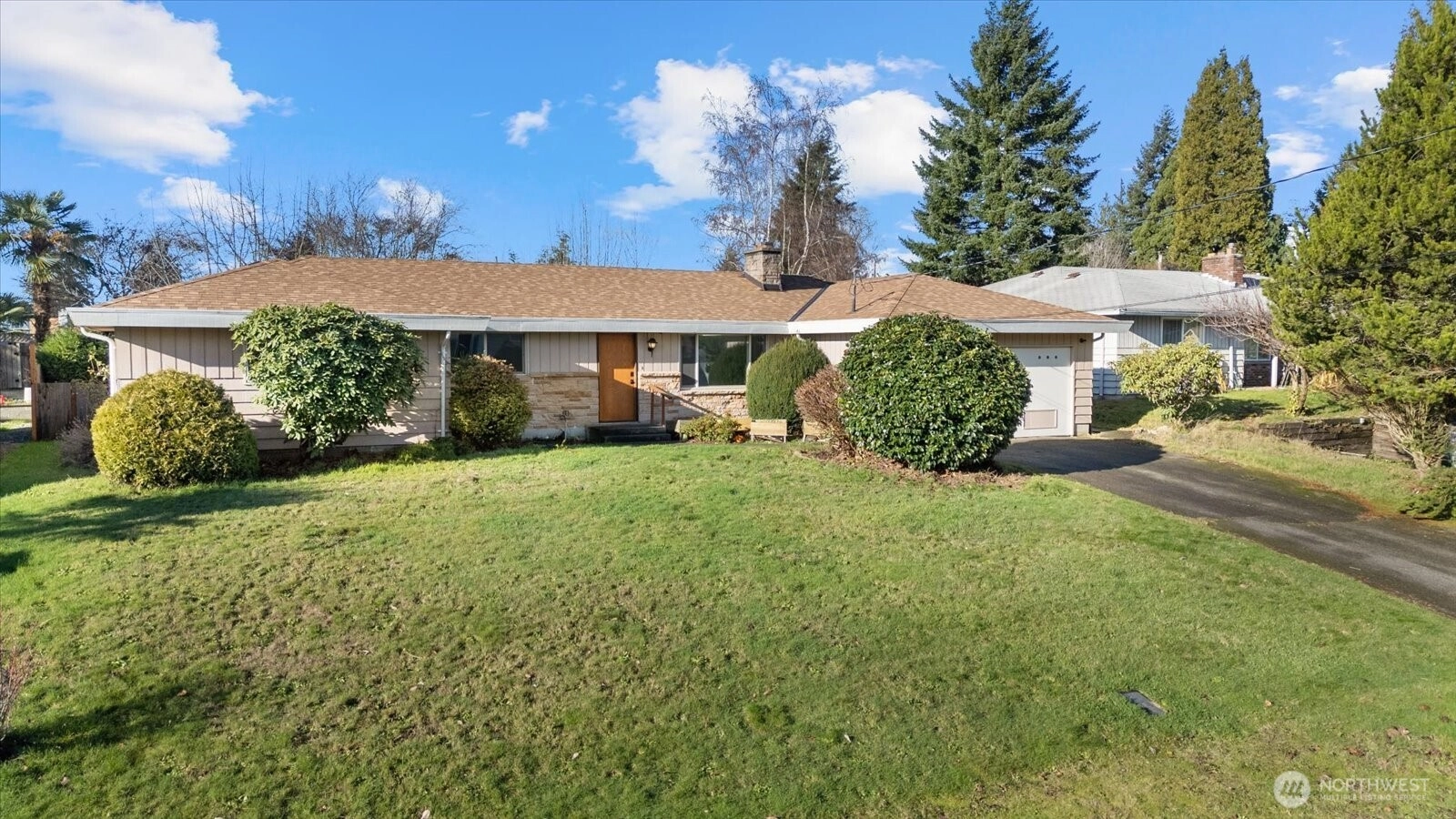 18921 34th Ave S SeaTac WA 98188