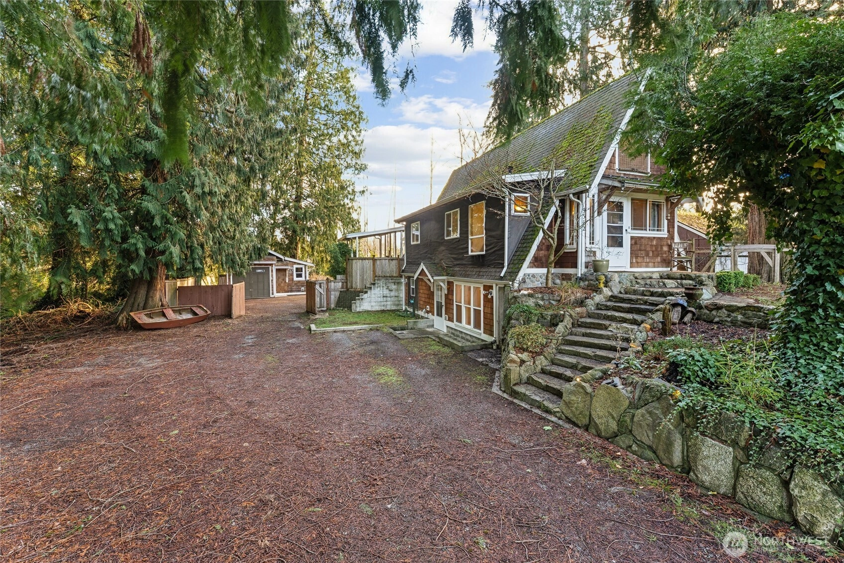 9512 210th Ave E Unit  Bonney Lake WA 98391