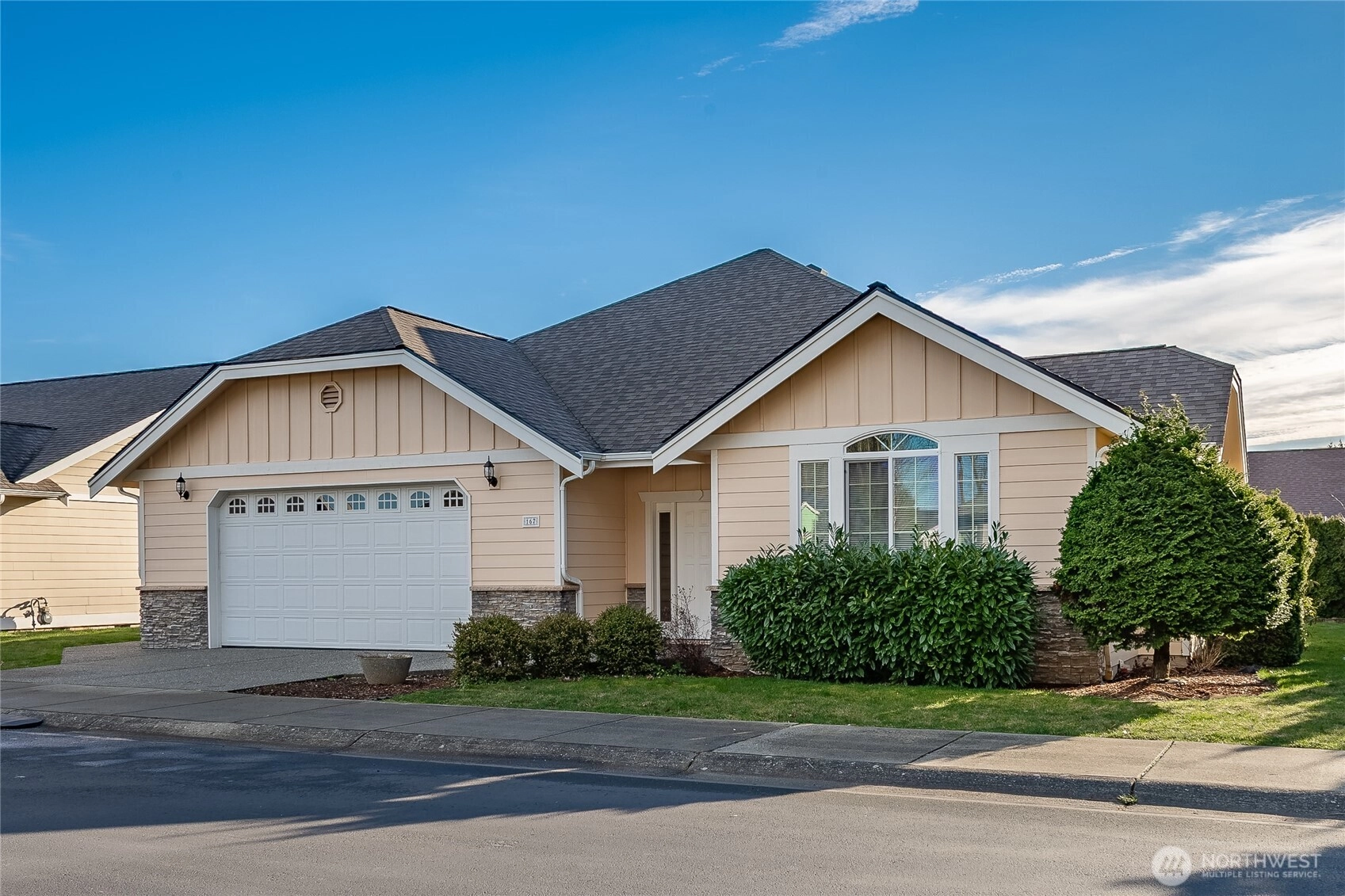 167 Cambridge Dr Unit  Lynden WA 98264