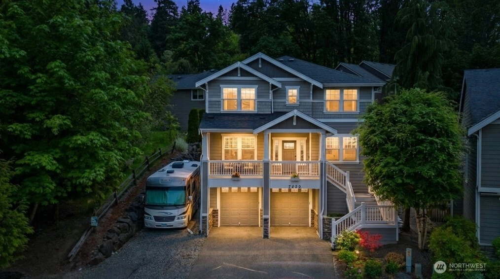 7320 111th Pl SE Unit  Newcastle WA 98056