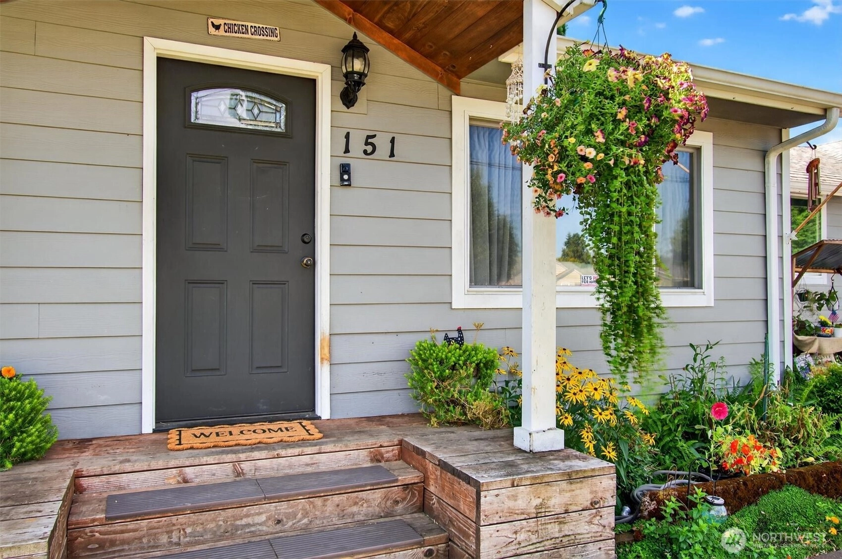 151 Beacon Hill Dr Longview WA 98632