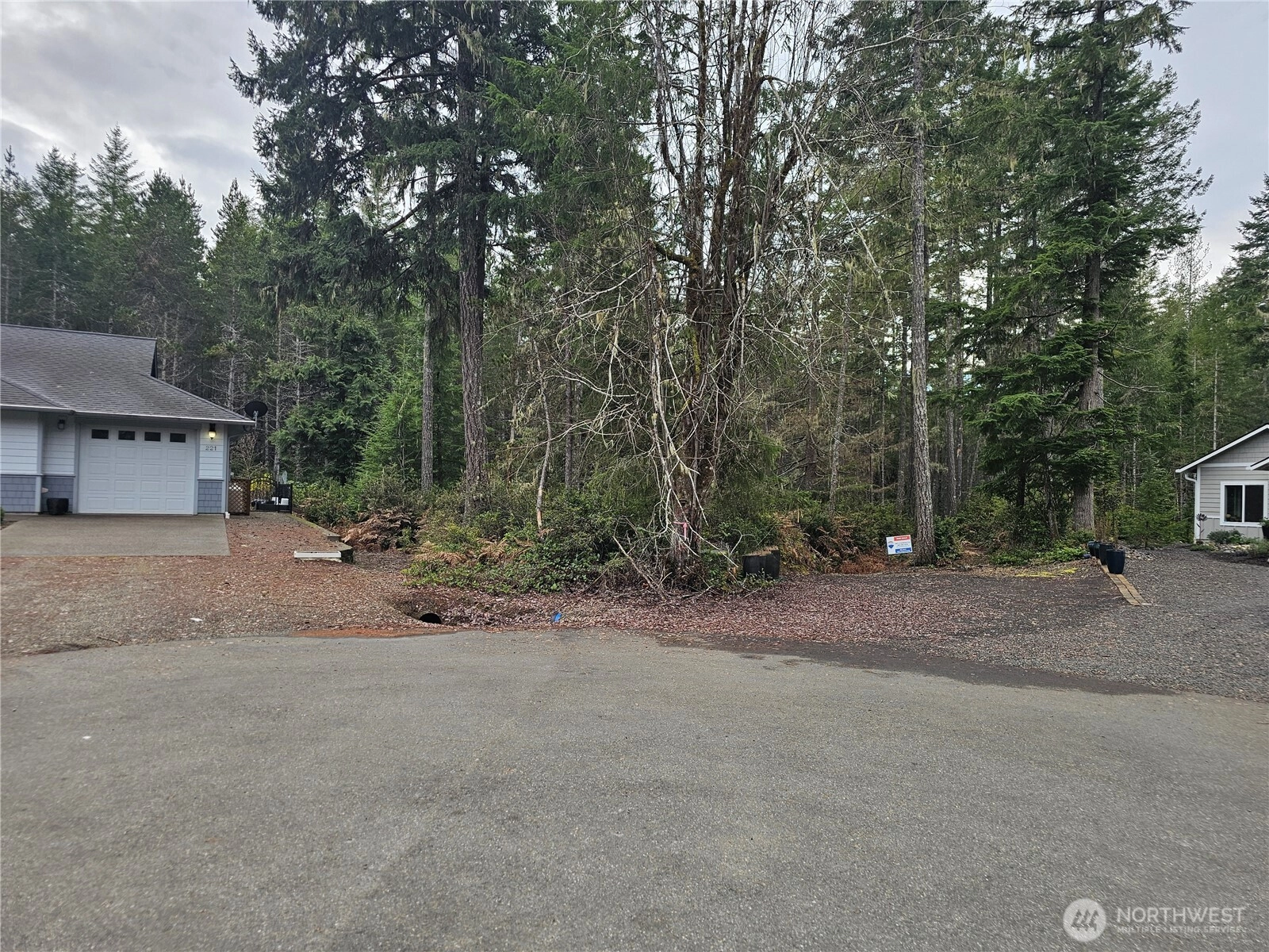 231 E Blackberry Ln Union WA 98592