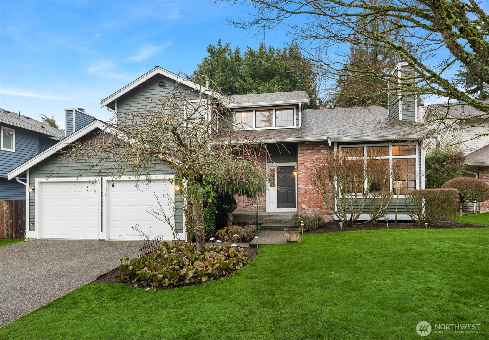 22116 NE 10th Pl Sammamish WA 98074