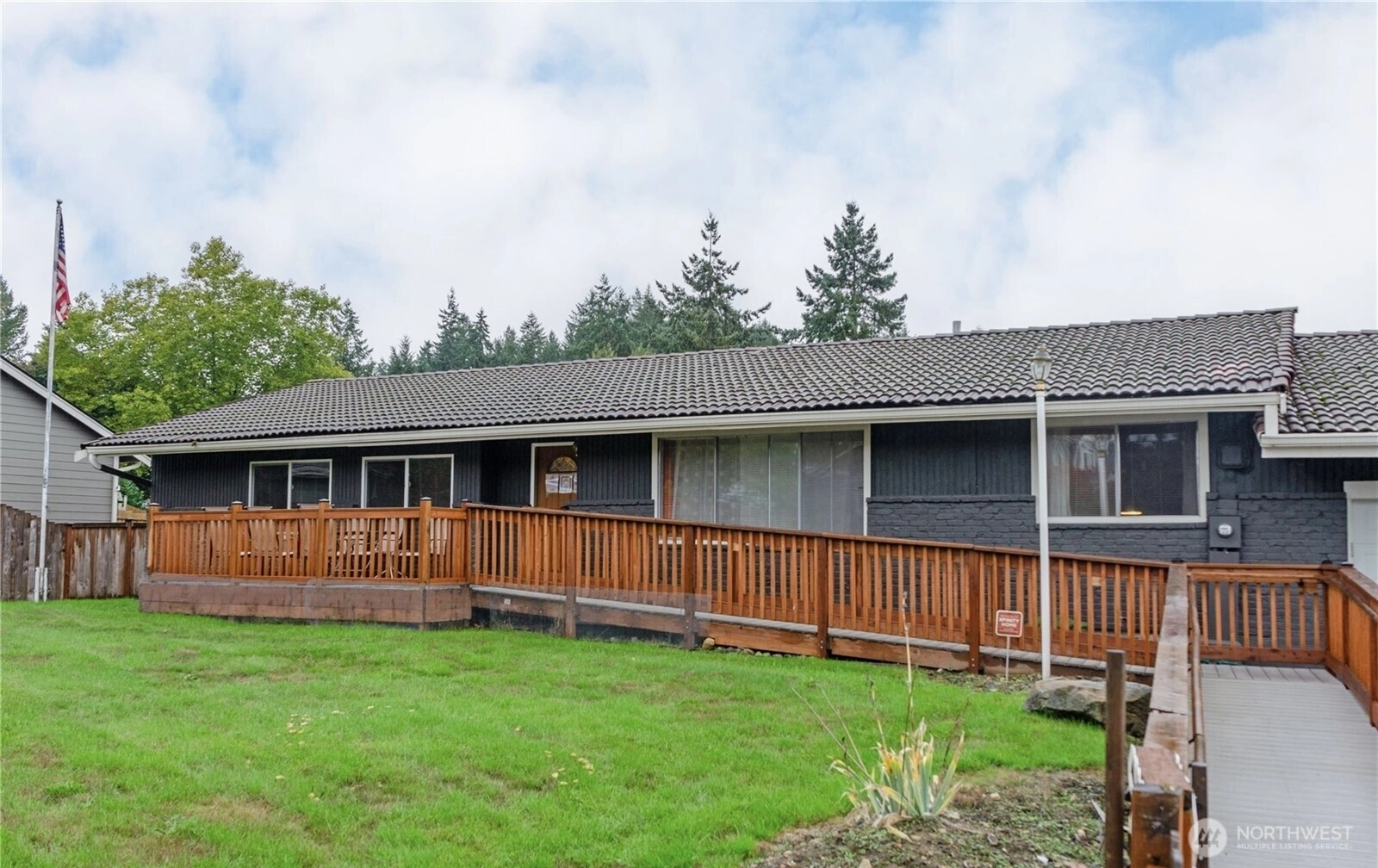710 Roe St Steilacoom WA 98388