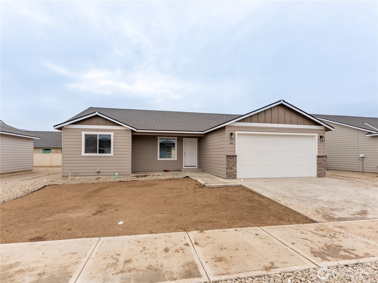 86 Salmon Dr Unit  Wenatchee WA 98801