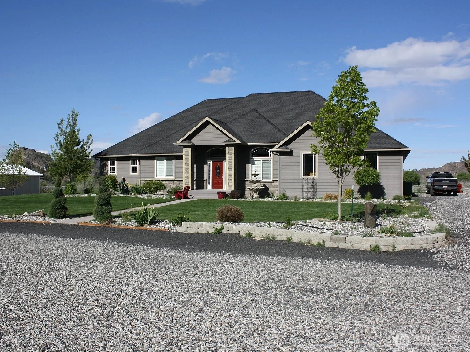 55318 Hwy 155 Electric City WA 99123