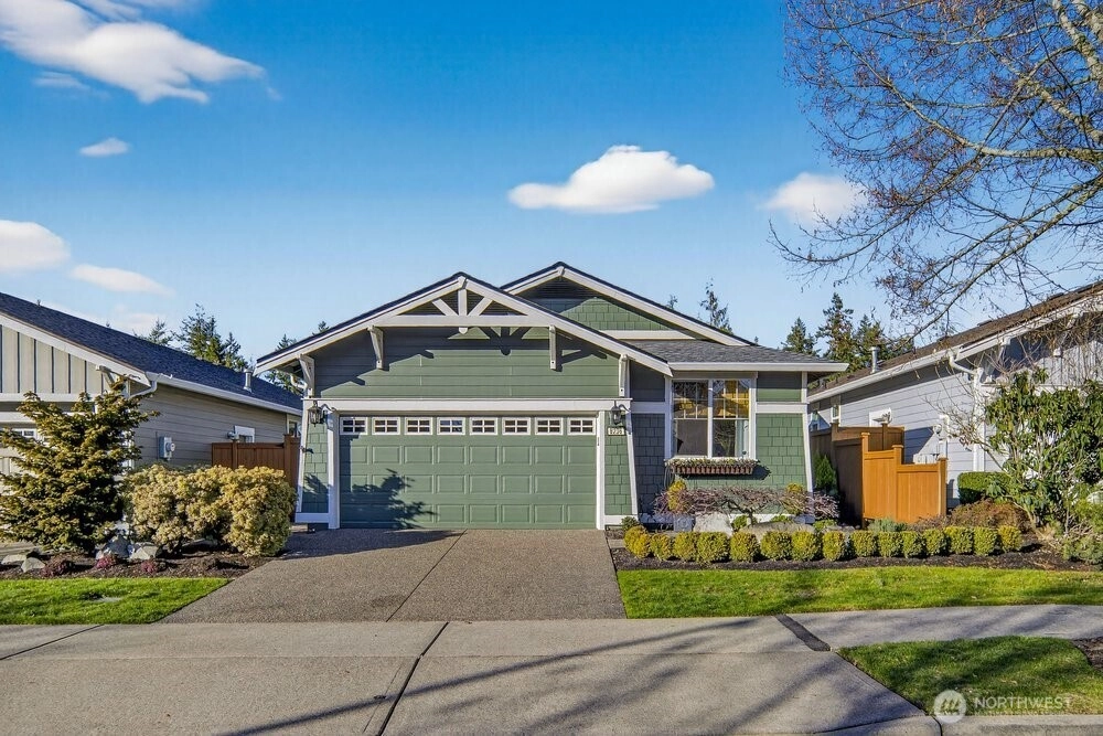 8236 NE Vashon Dr Unit  Lacey WA 98516