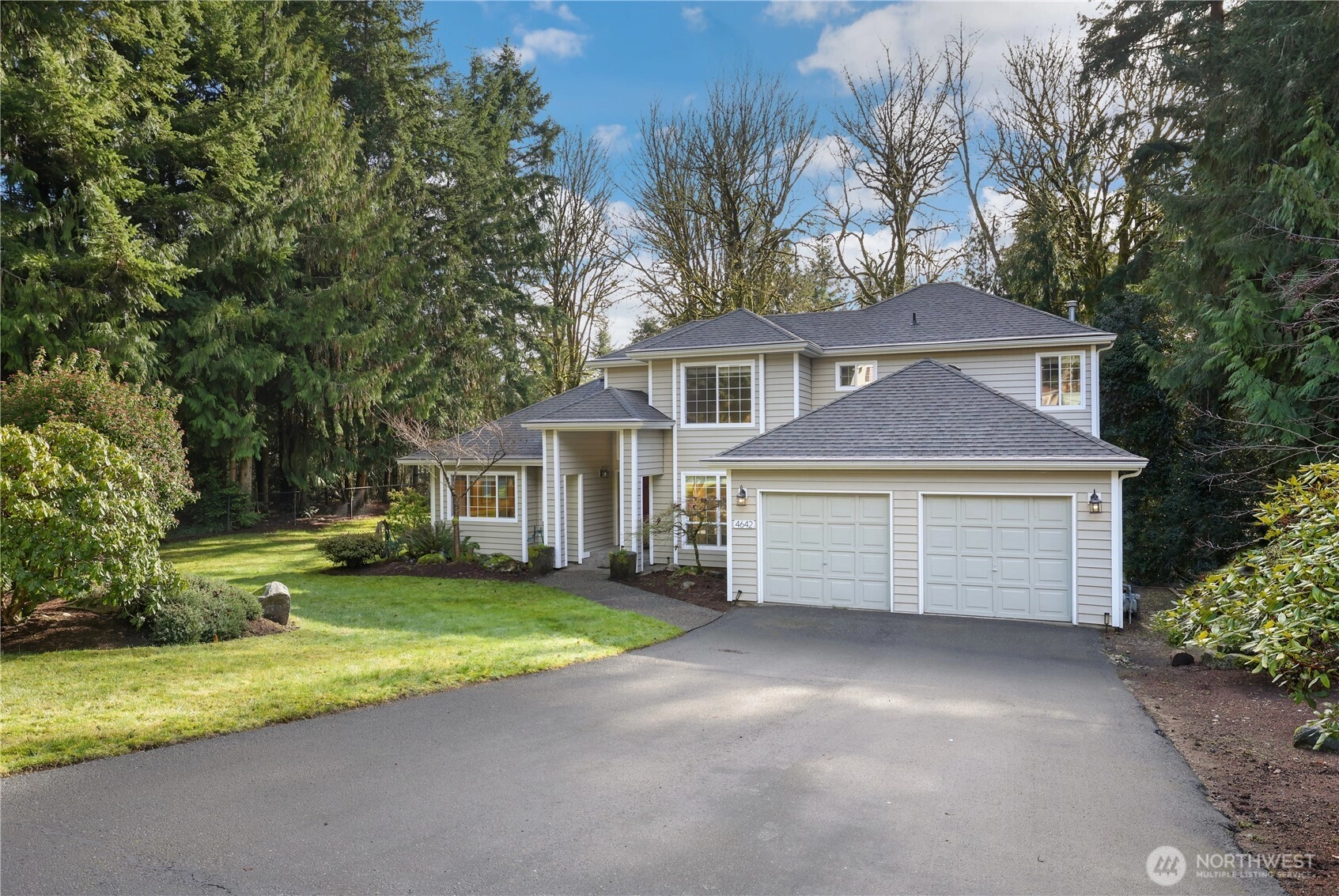4642 SE Parsons Green Ct Port Orchard WA 98367
