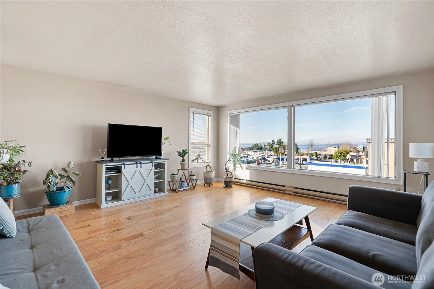 813 S 227th Pl Unit 5 Unit 5 Des Moines WA 98198