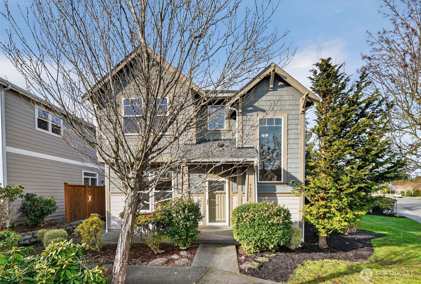 4302 25th St SE Puyallup WA 98374