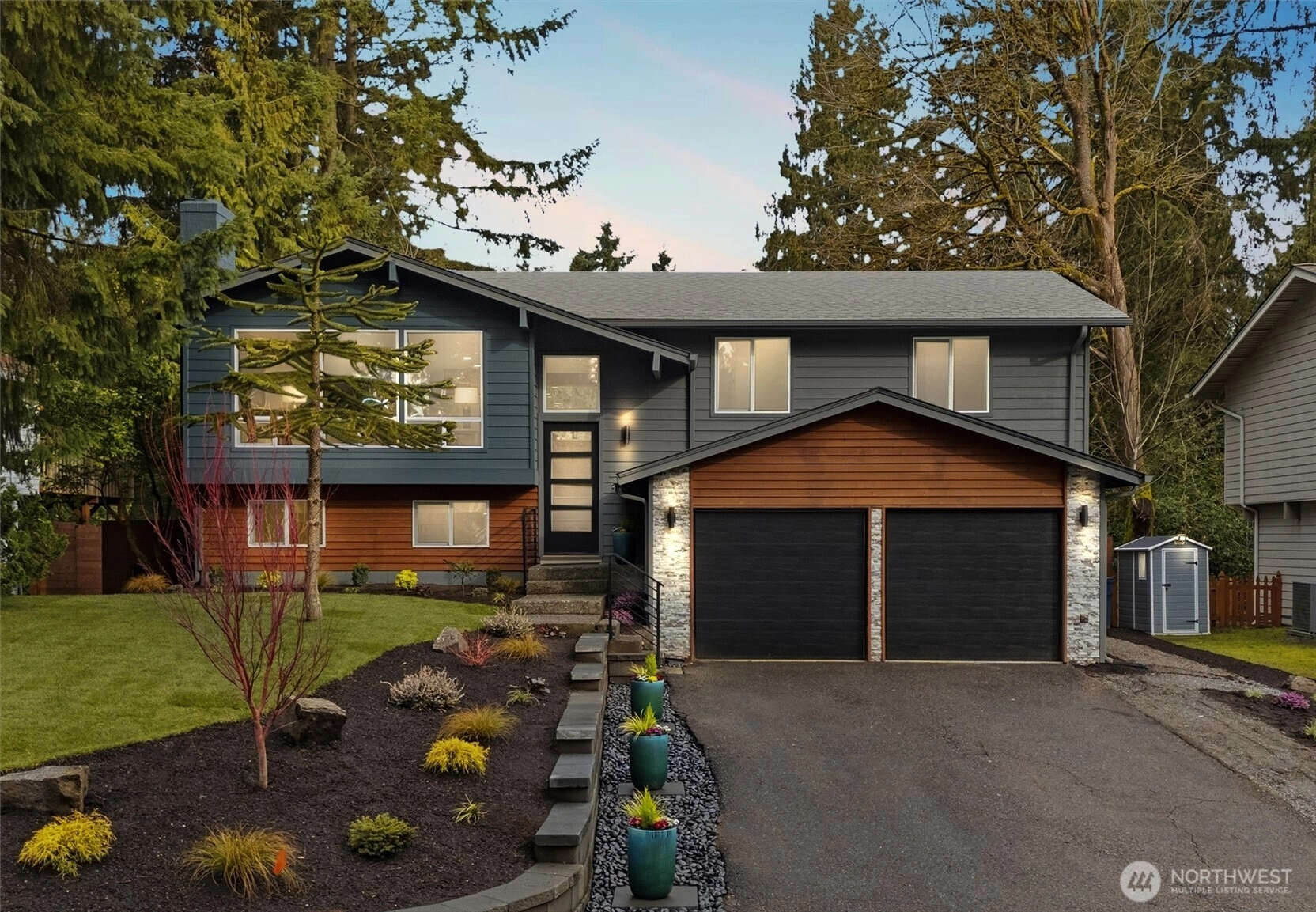 10500 NE 136th Pl Kirkland WA 98034