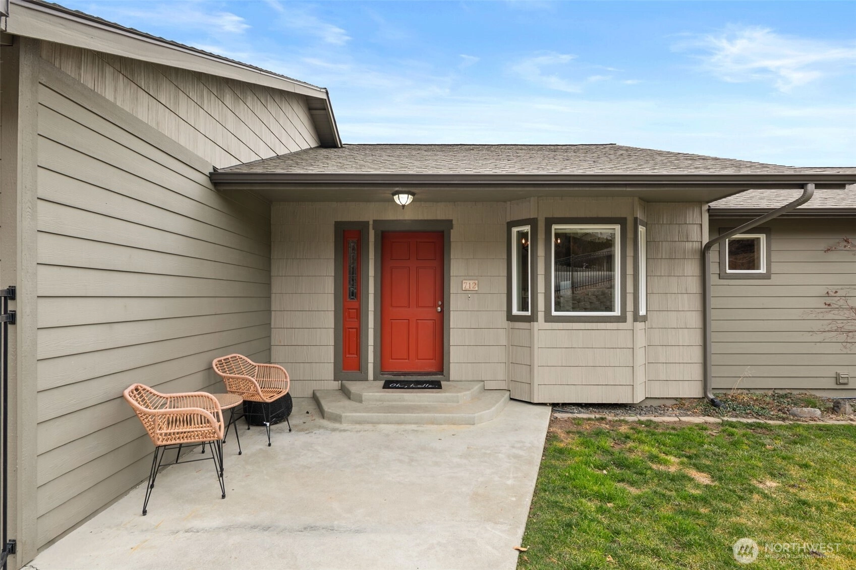 712 Vista View Pl East Wenatchee WA 98802