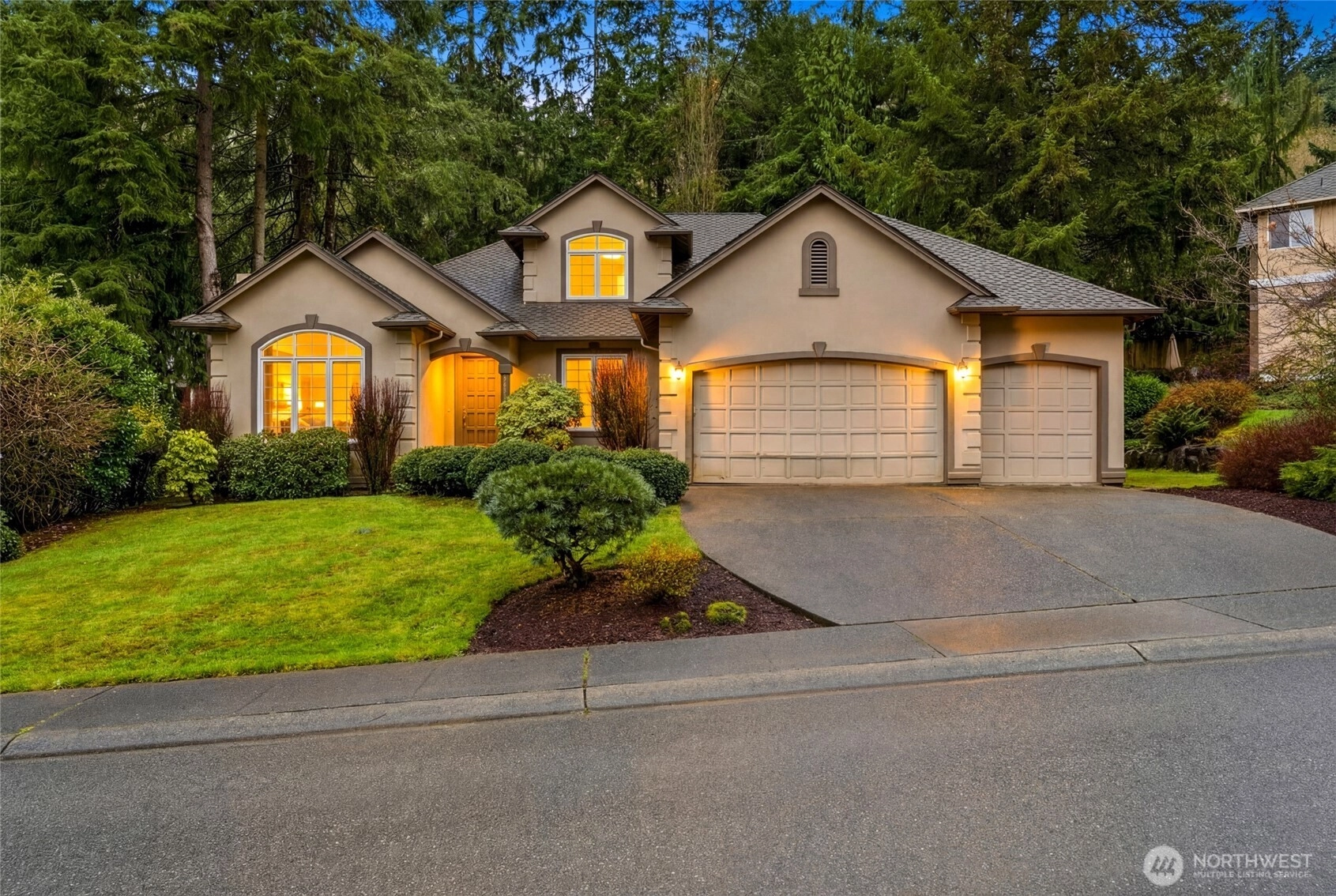 5633 194th Ln SE Issaquah WA 98027