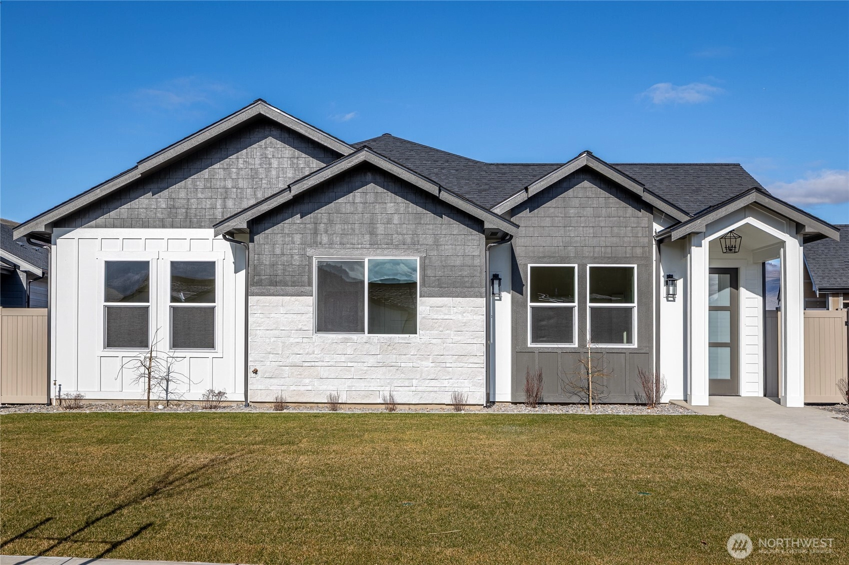 910 Racine Springs Dr Wenatchee WA 98801