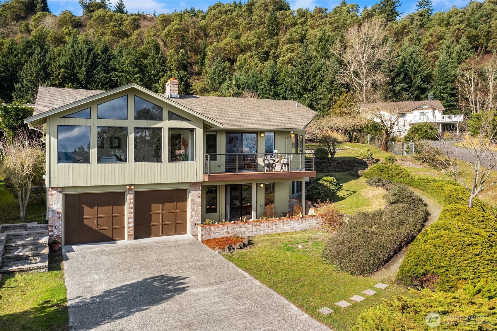 25755 SW Gold Beach Drive Vashon WA 98070