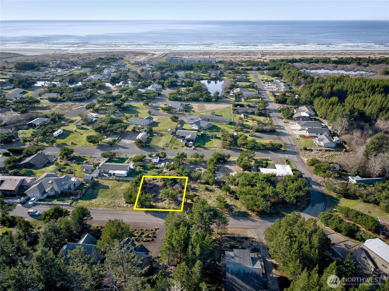 35509 J Pl Unit  Ocean Park WA 98640