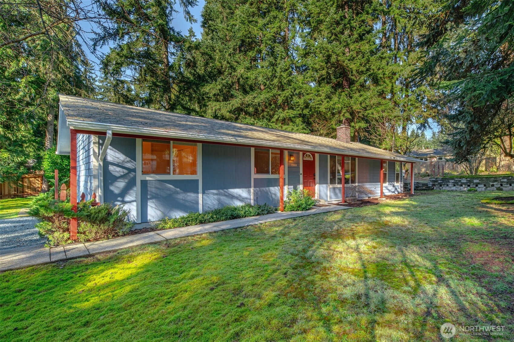 13808 Cascadian Way Unit  Everett WA 98208