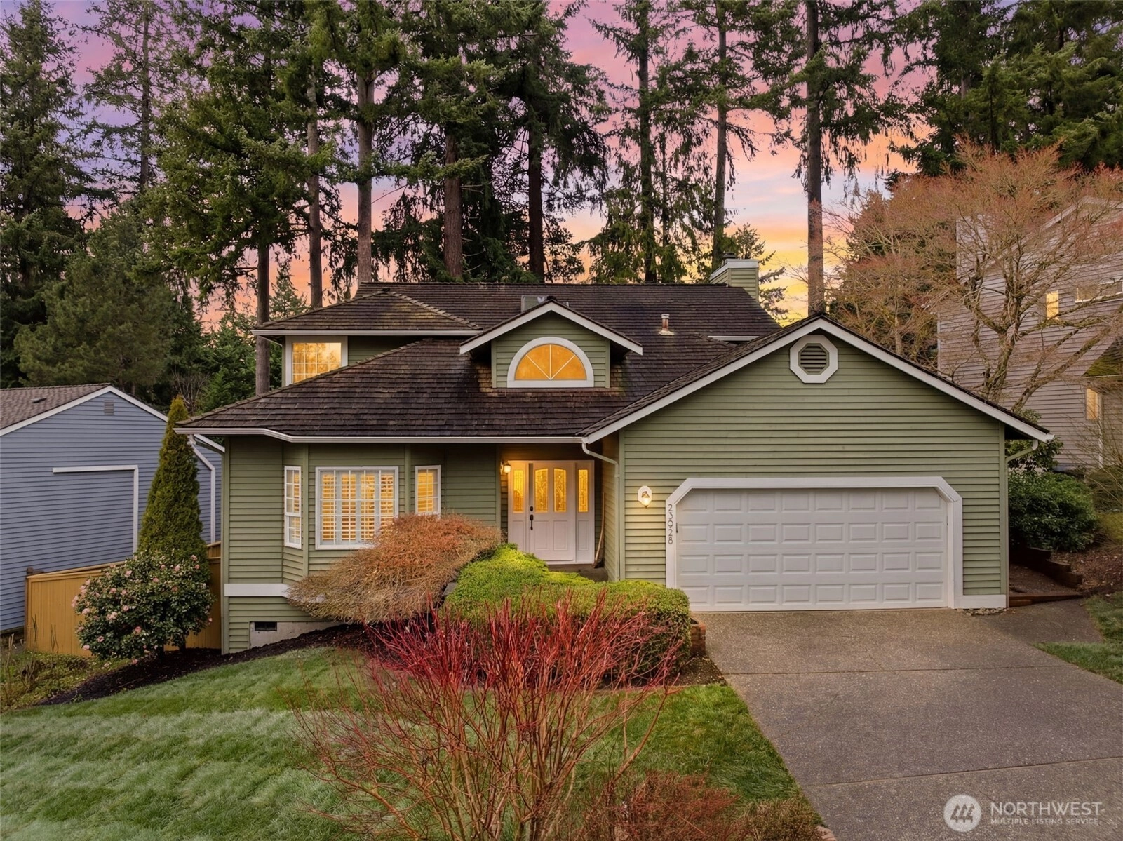 23928 SE 42nd Pl Unit  Sammamish WA 98029