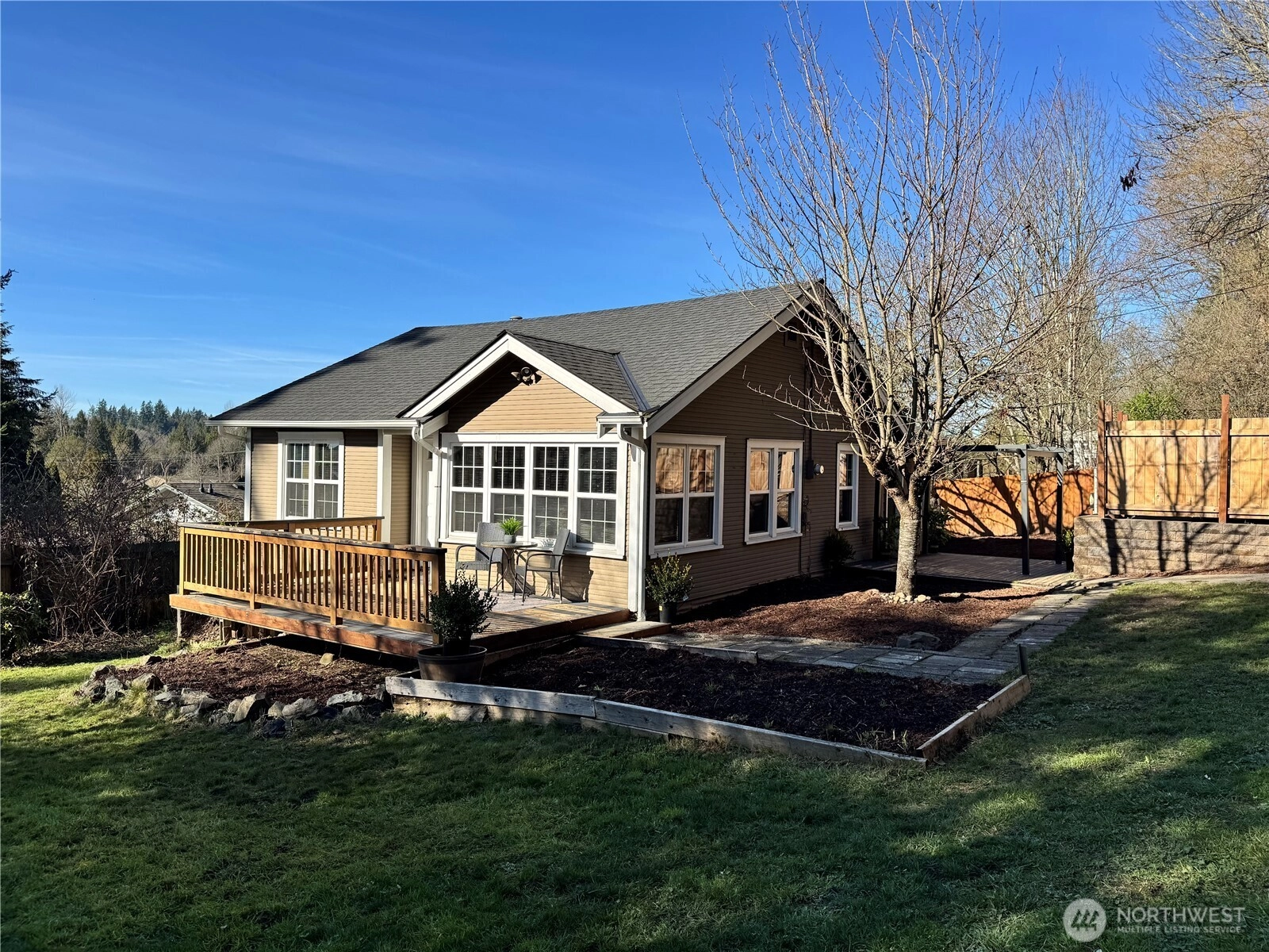 10521 Lake View Dr Lake Stevens WA 98258