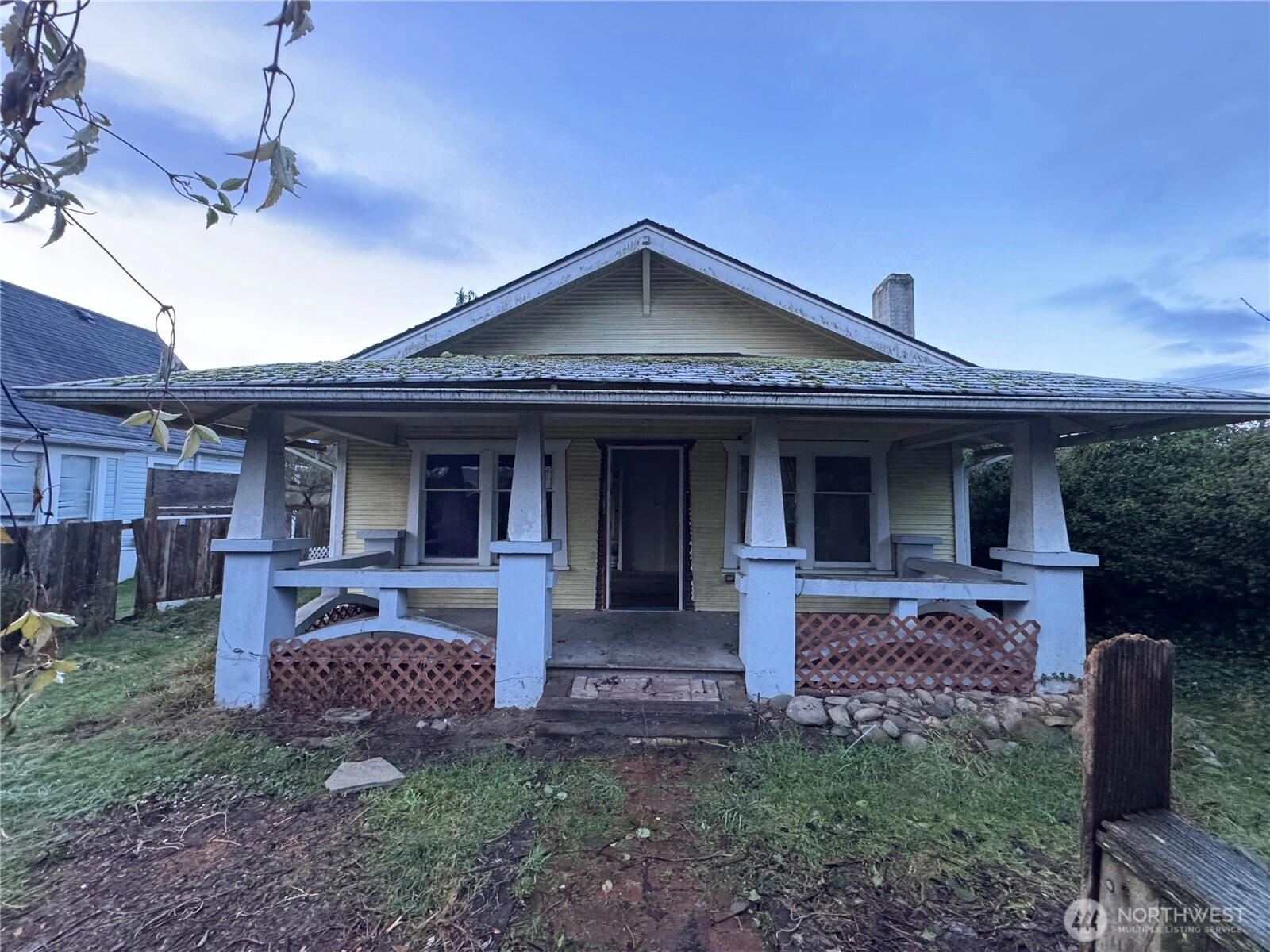 126 W 5th St Port Angeles WA 98362