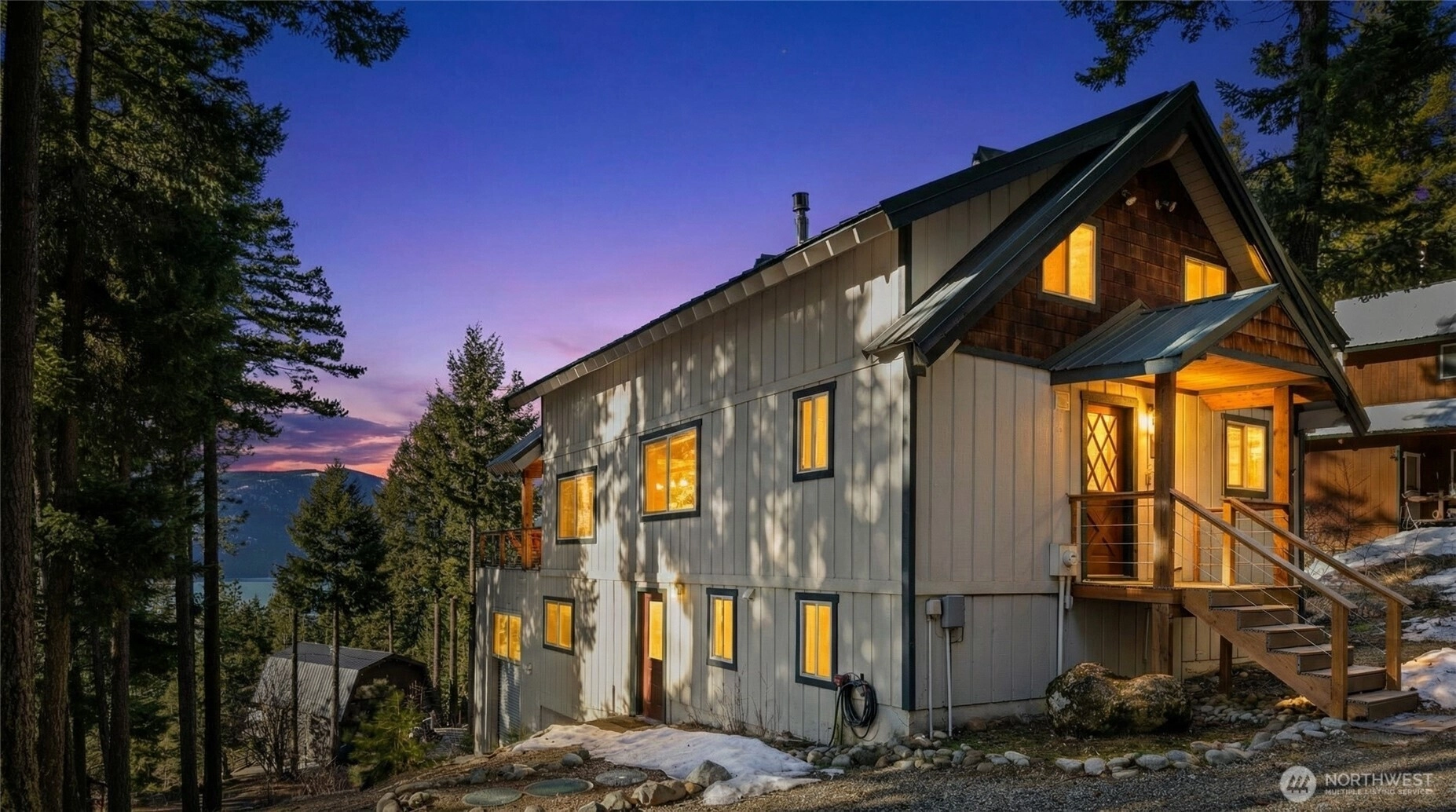 80 Sandstone Dr Unit  Ronald WA 98940