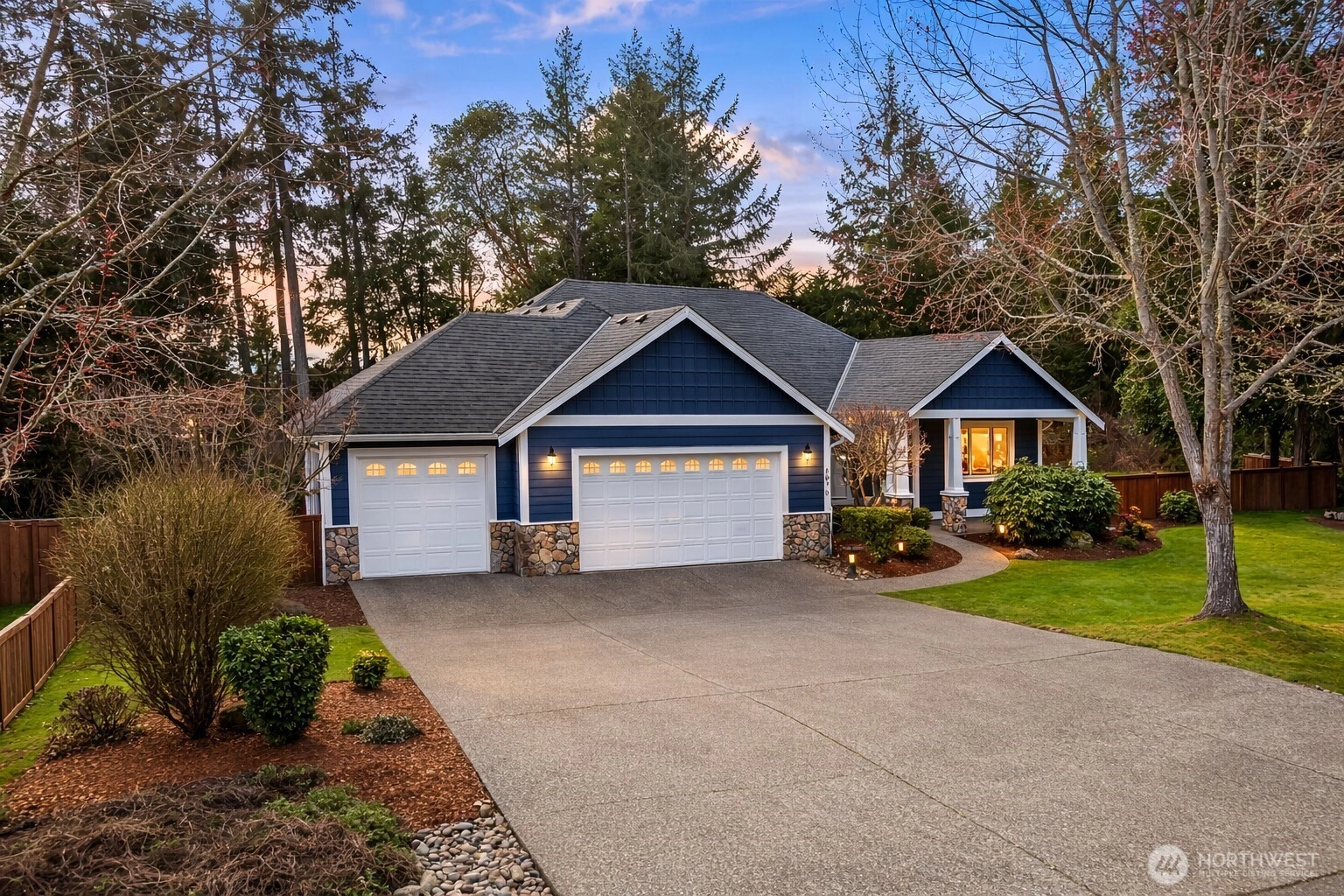 1010 Potlatch Dr Fox Island WA 98333