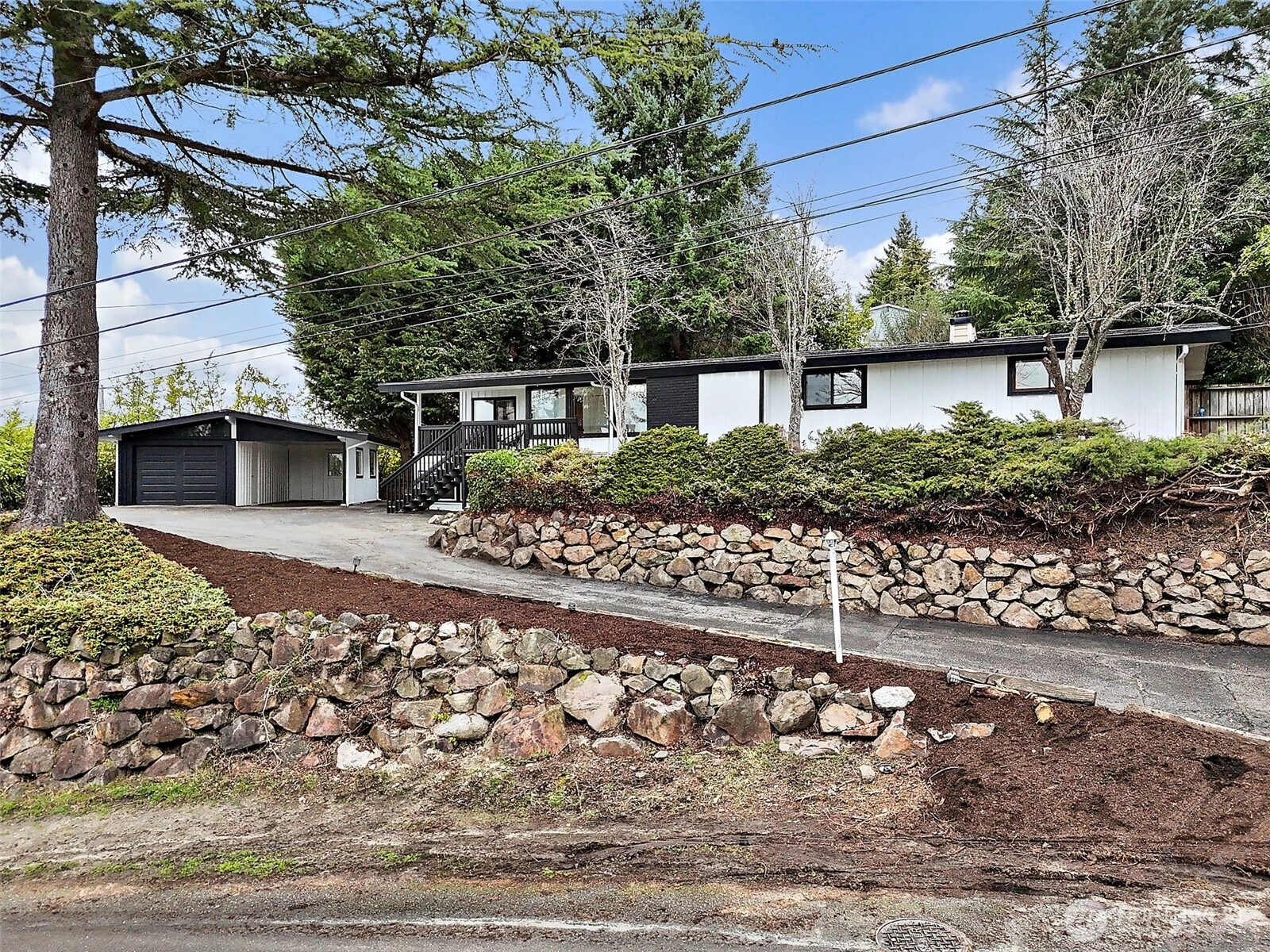 22806 17th Ave S Des Moines WA 98198