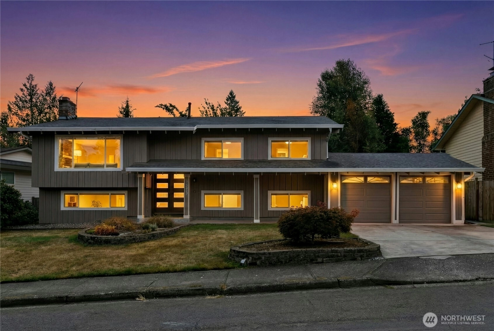 12563 SE 71st St Newcastle WA 98056