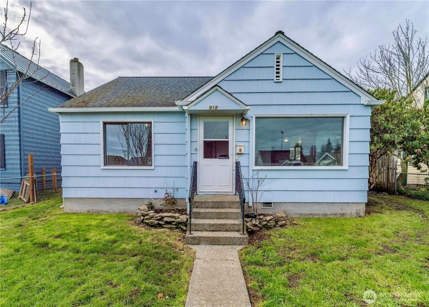 918 E 5th St Port Angeles WA 98362