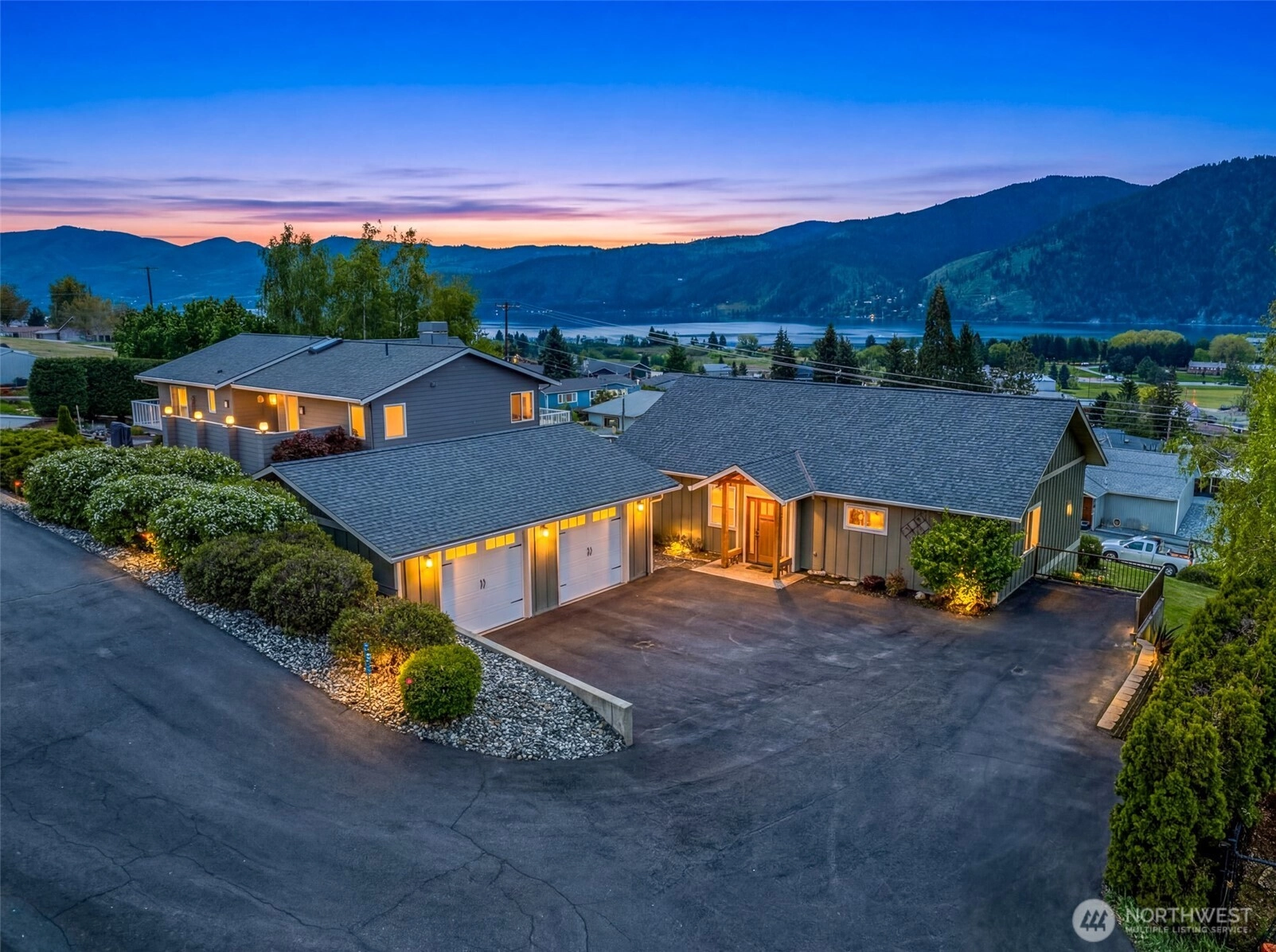 25 Harvey Lewis Ln Manson WA 98831