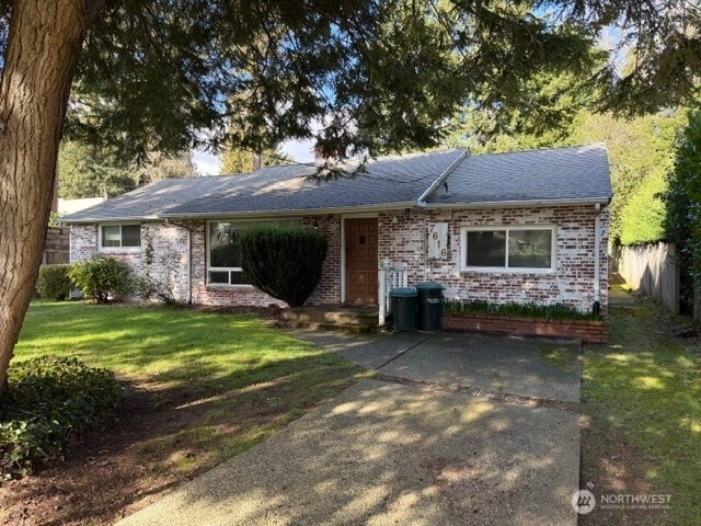 7616 NE 8th St Medina WA 98039