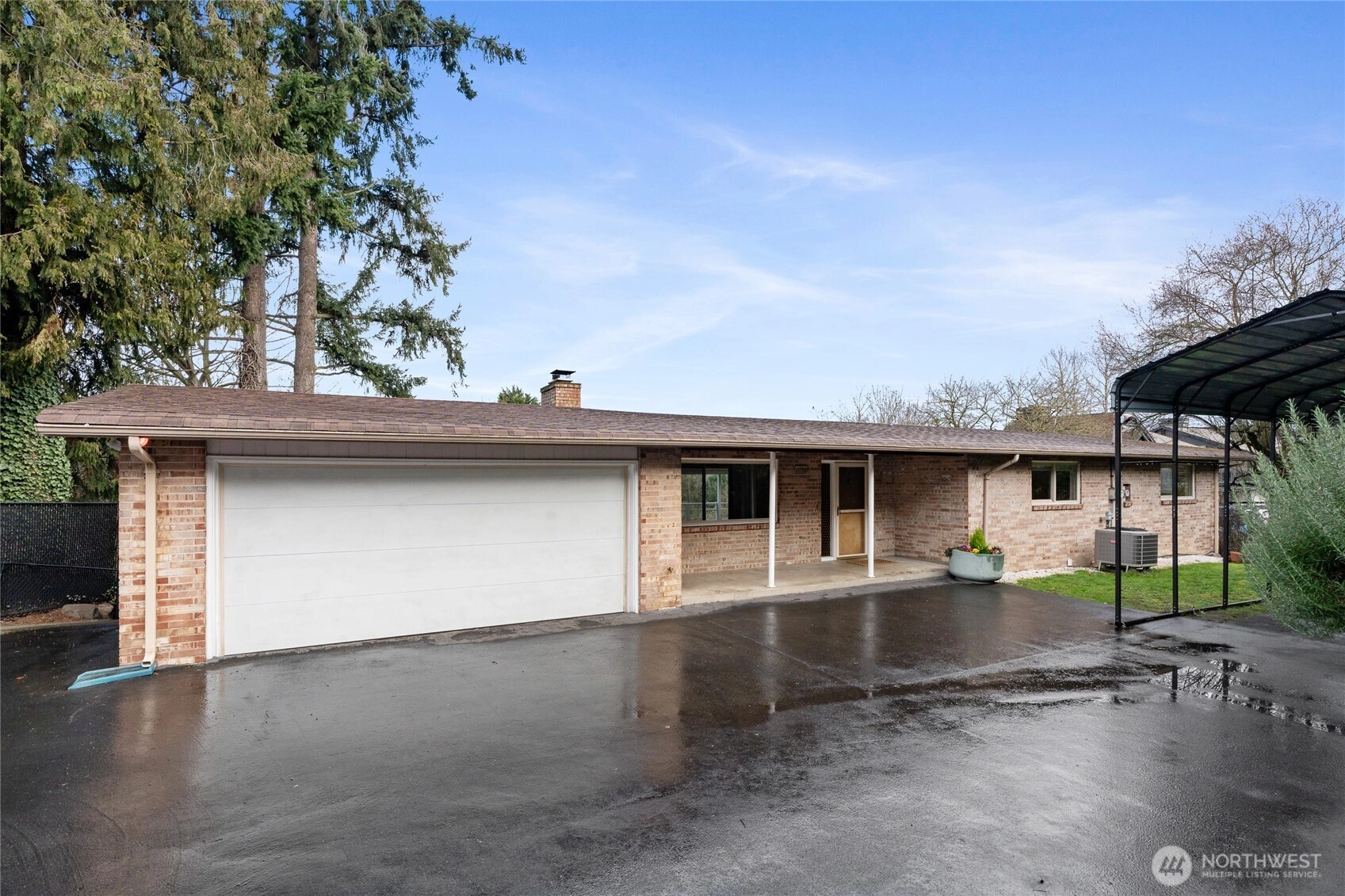 13720 56th Ave S Tukwila WA 98168