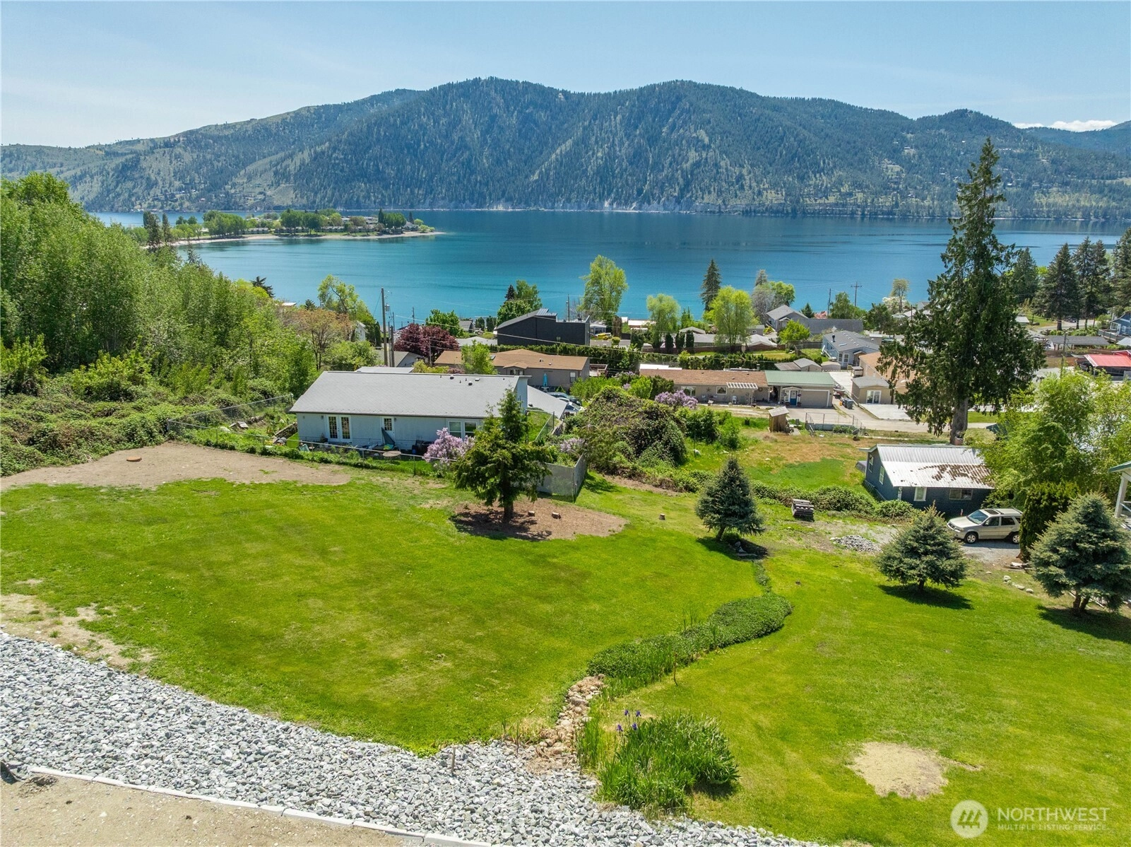 241 Lakeshore Dr Unit  Manson WA 98831