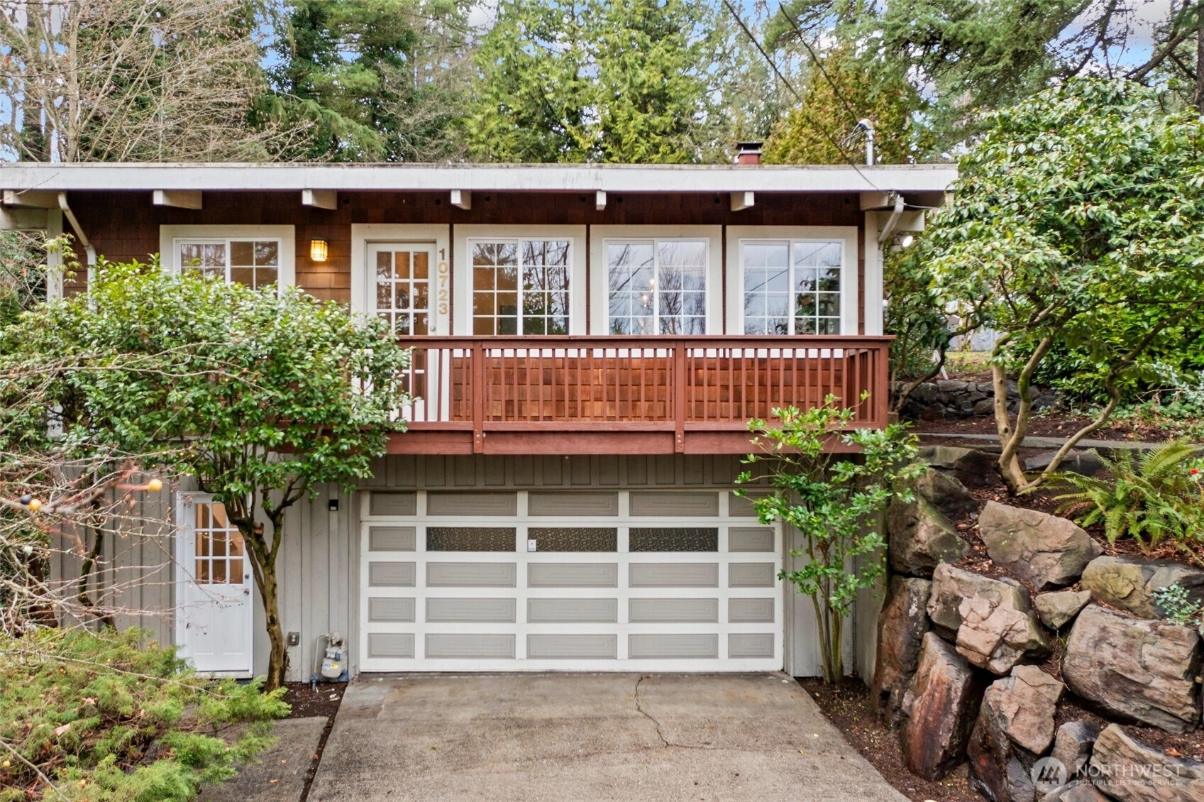 10723 24th Ave NE Seattle WA 98125