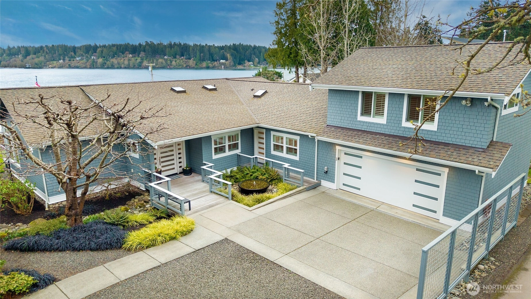 10475 Manitou Beach Dr NE Bainbridge Island WA 98110