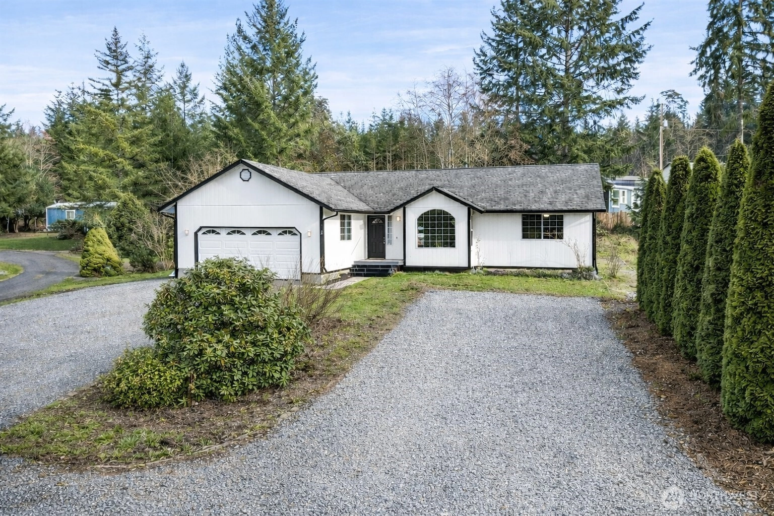 1180 E Trails End Dr Belfair WA 98528