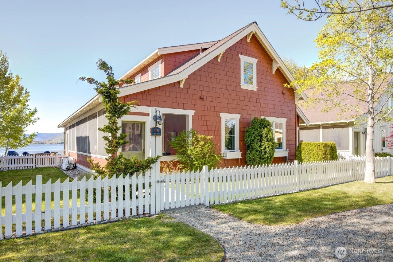 115 Malarkey Ln Unit  Oroville WA 98844