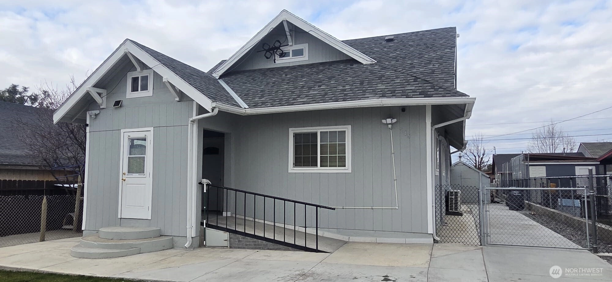 245 E Cedar St Othello WA 99344