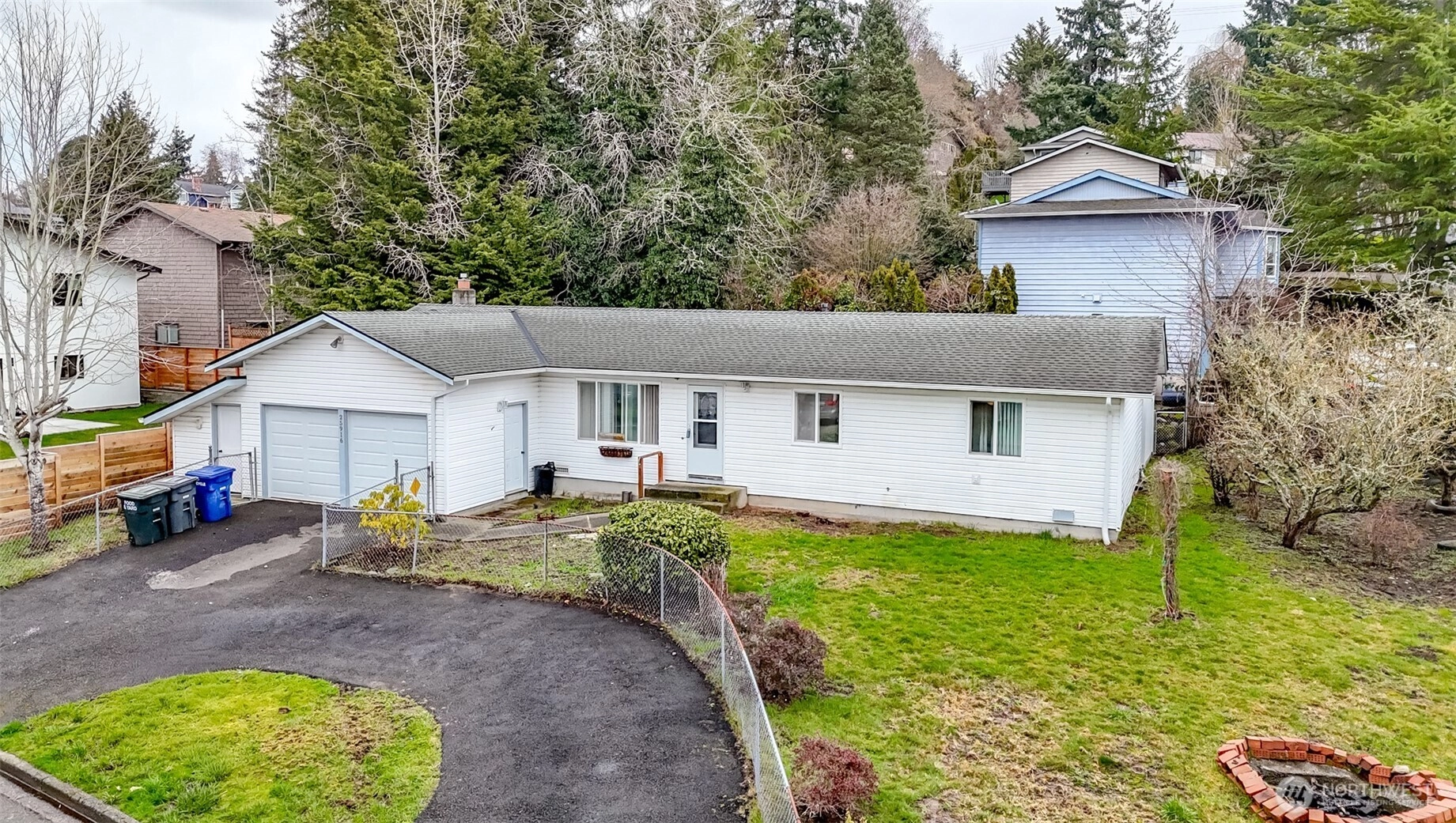 25916 14th Pl S Des Moines WA 98198