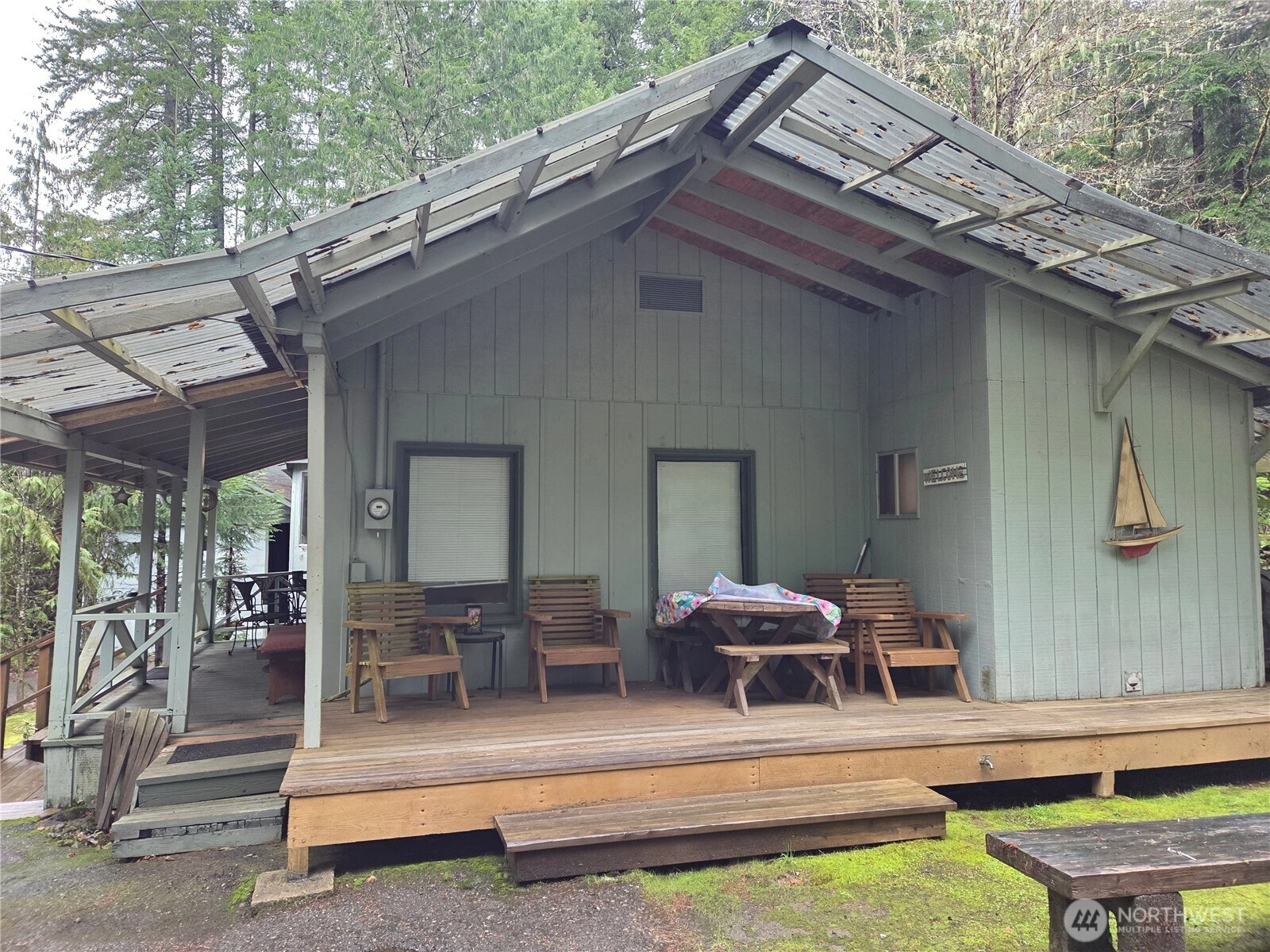 10 Creek Ct Unit  Brinnon WA 98320