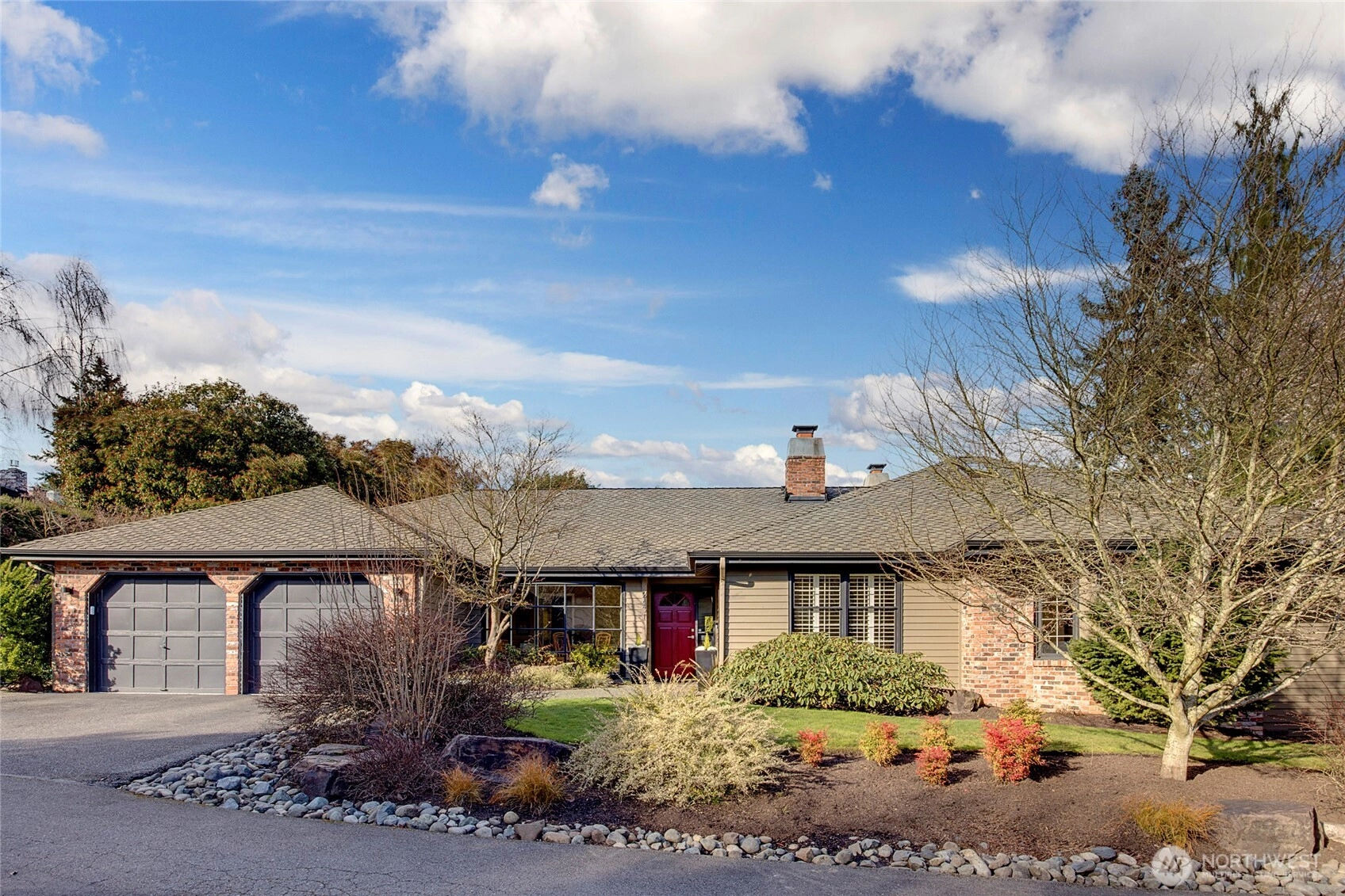 2431 84th Ave SE Mercer Island WA 98040