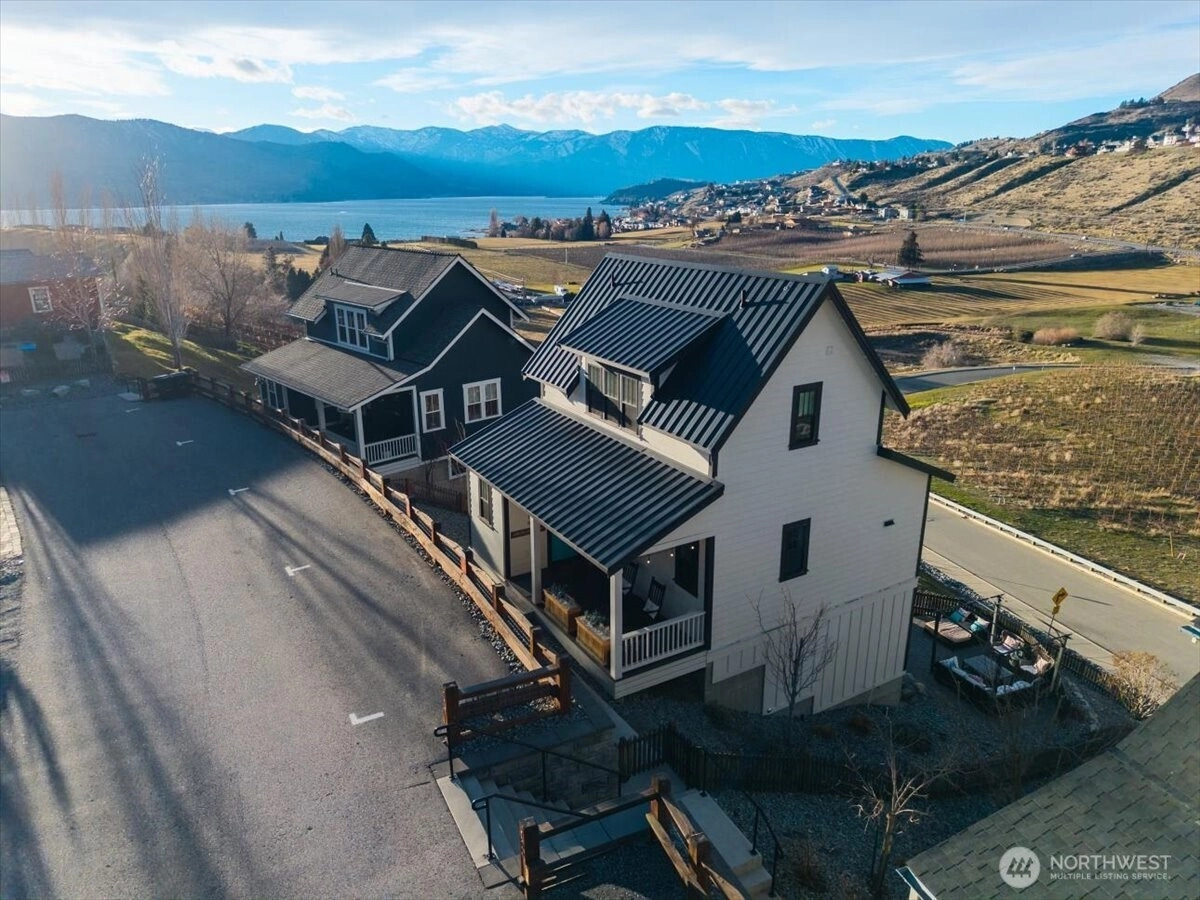 118 Porcupine Ln Unit  Chelan WA 98816