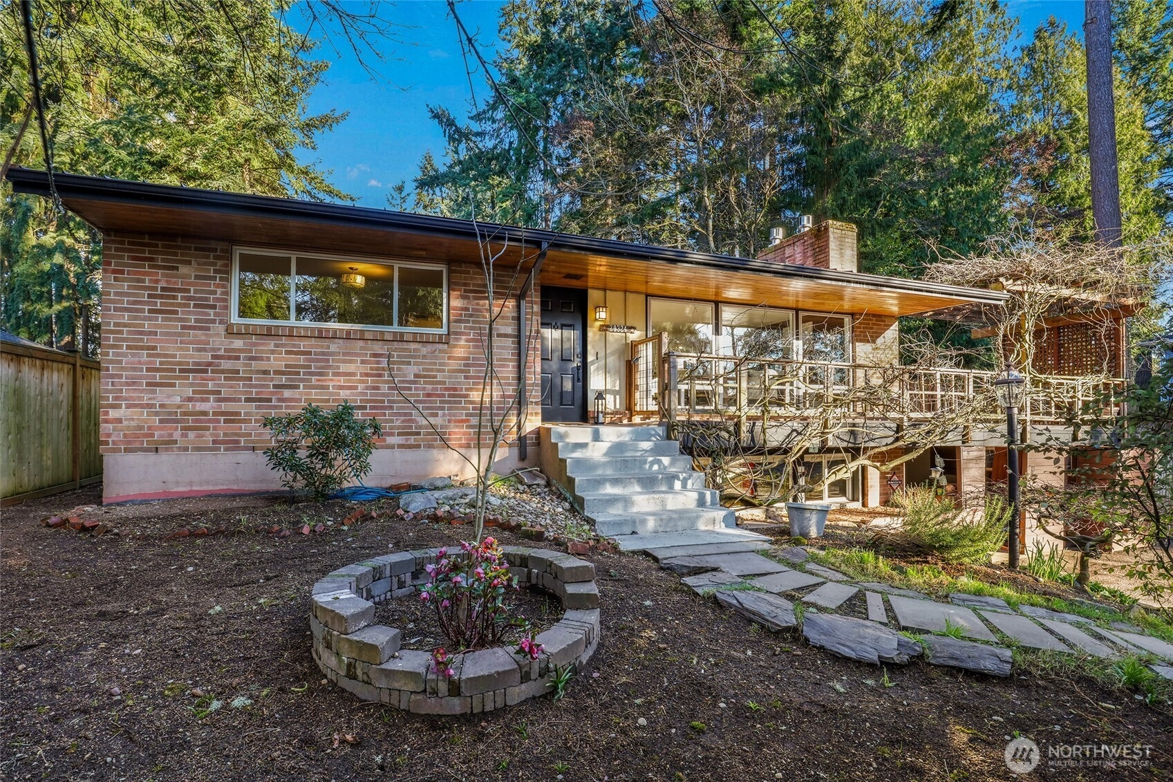 20324 8th Ave NW Shoreline WA 98177