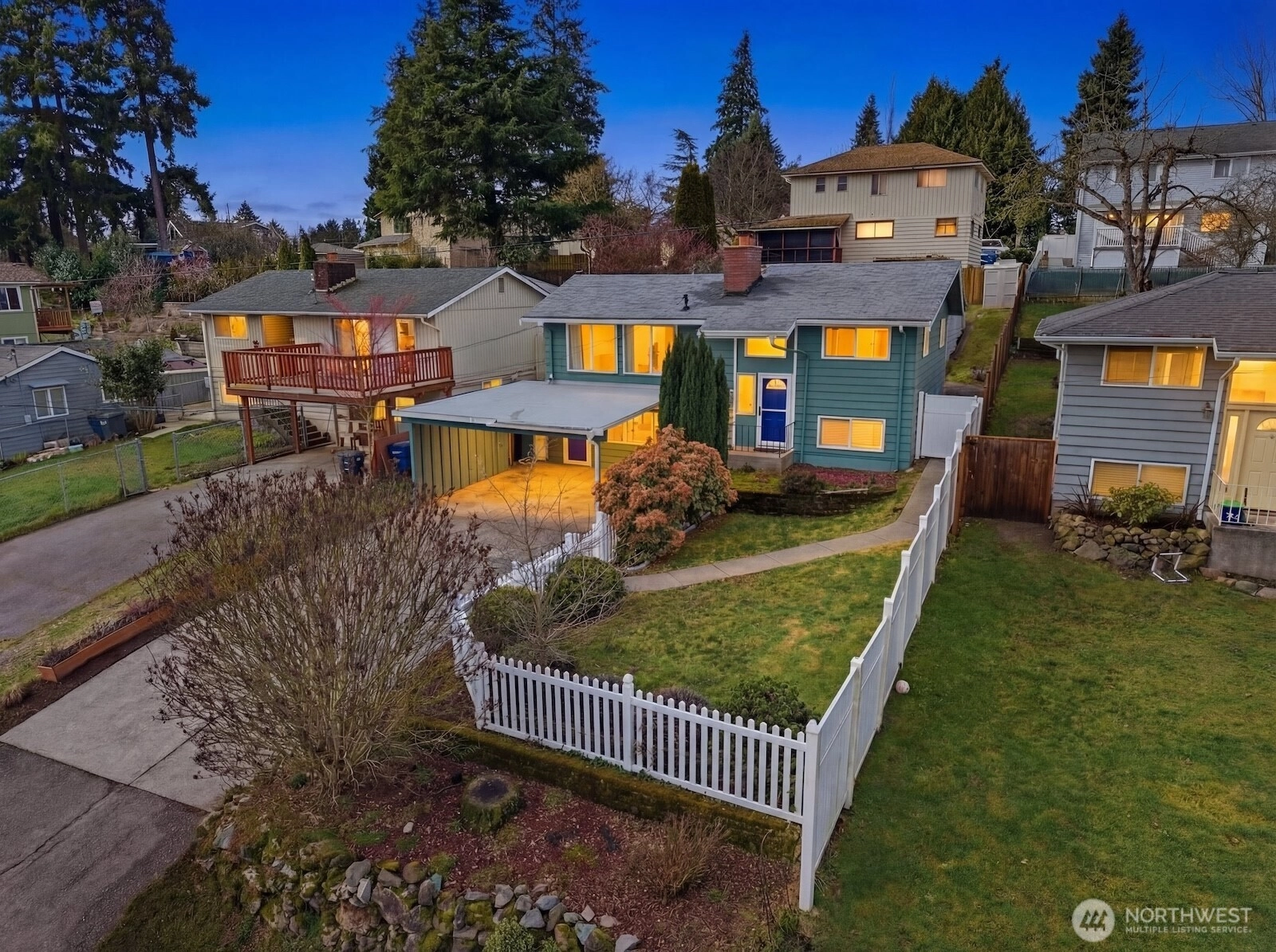 13237 3rd Ave S Burien WA 98168