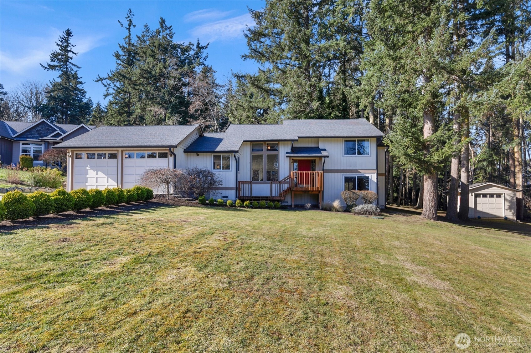 31 Arapaho Pl Unit  Camano Island WA 98282