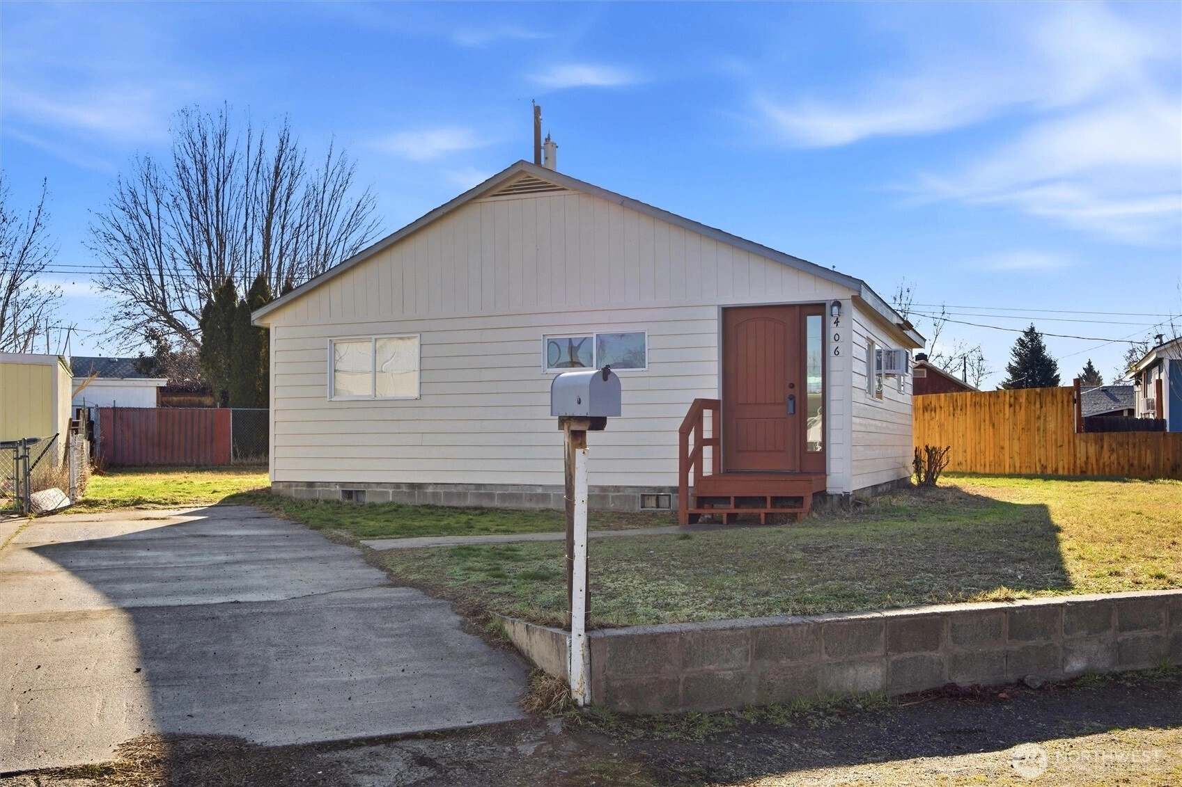 406 Snow Ave Richland WA 99352