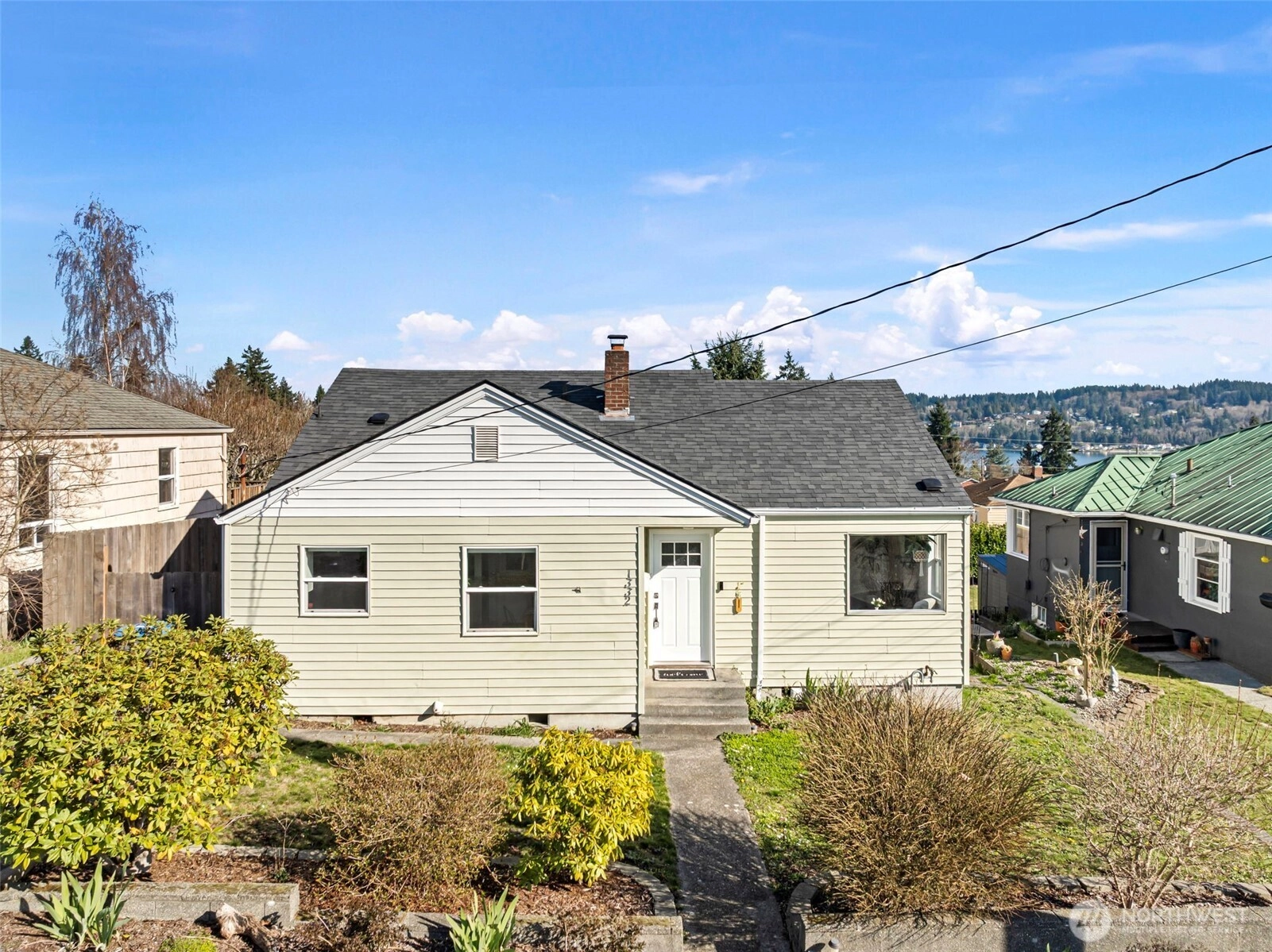 1332 Nipsic Ave Bremerton WA 98310