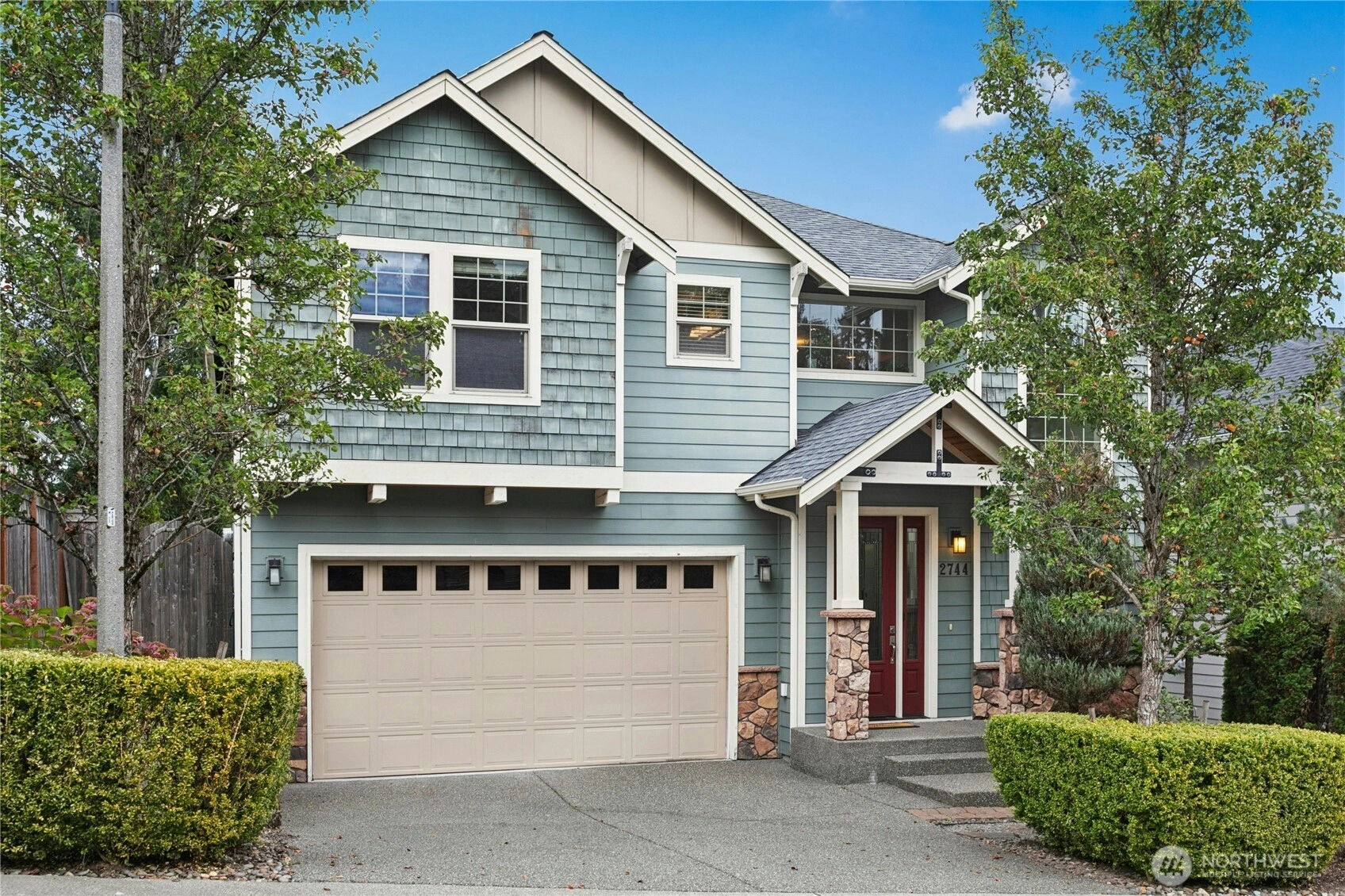 2744 NW Pine Cone Pl Unit  Issaquah WA 98027